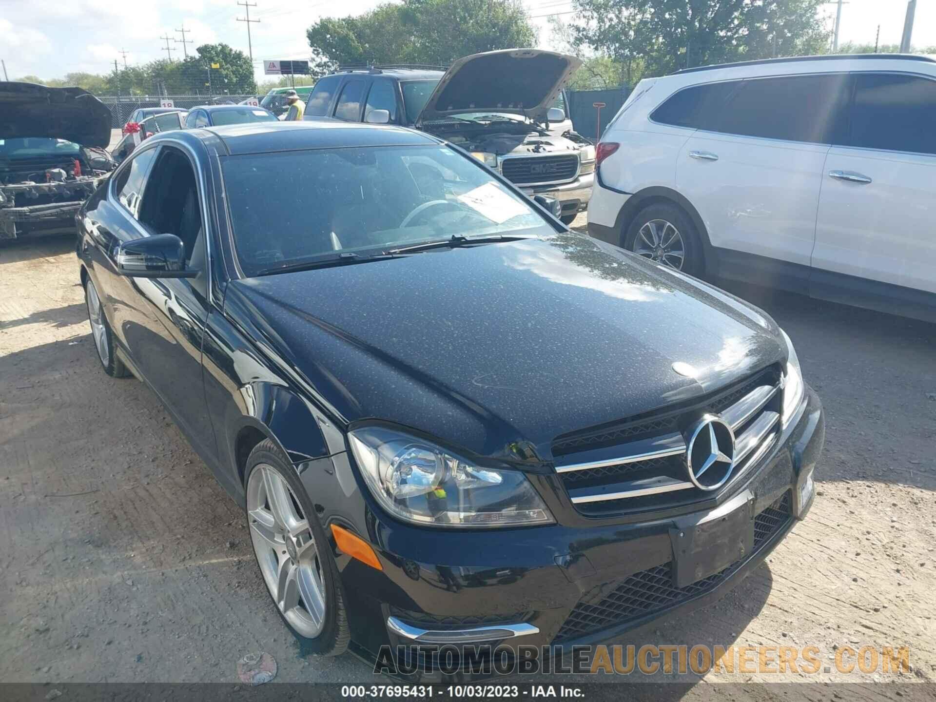 WDDGJ5HB8FG435837 MERCEDES-BENZ C 350 2015