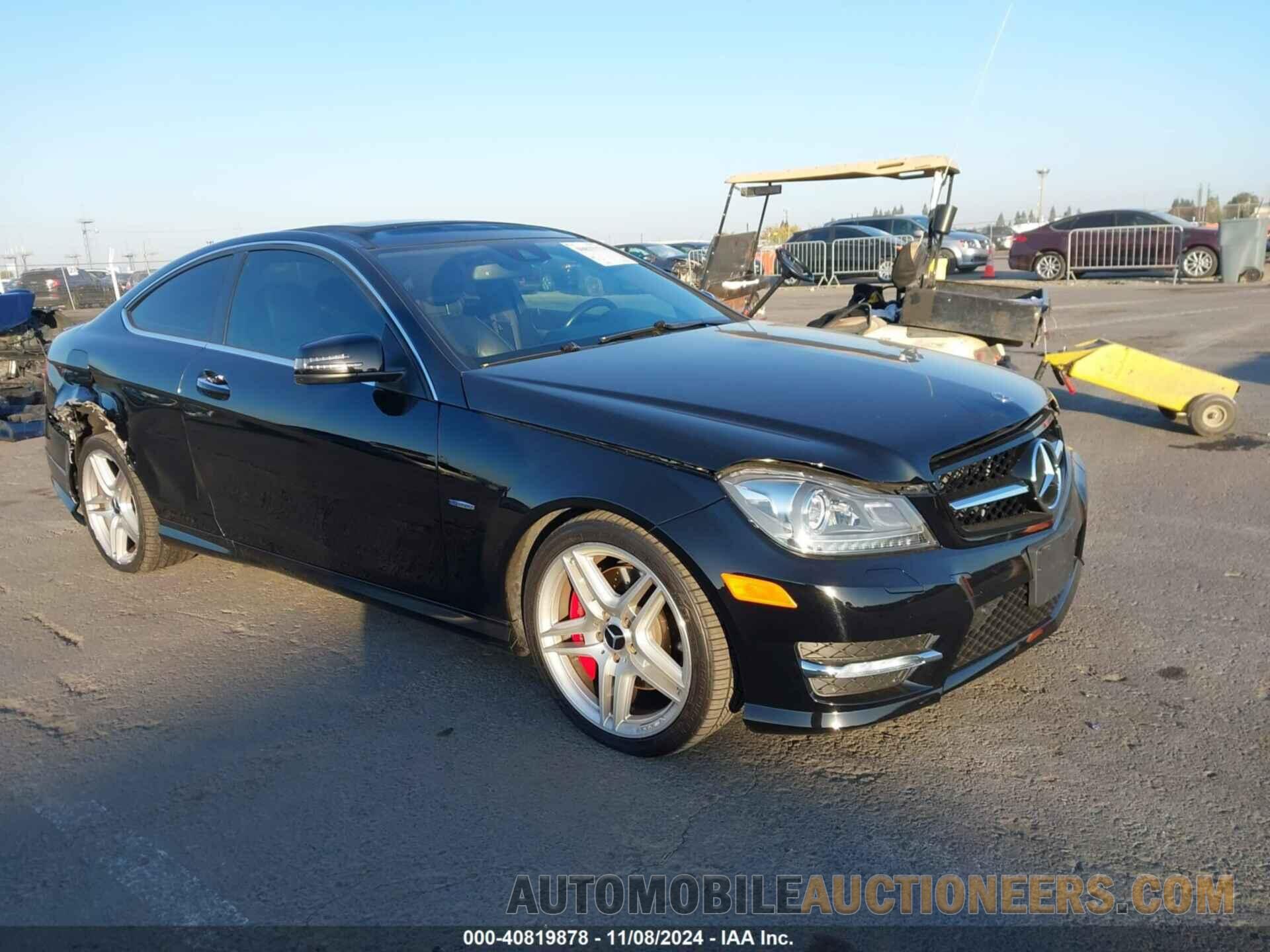 WDDGJ5HBXCF891226 MERCEDES-BENZ C 350 2012