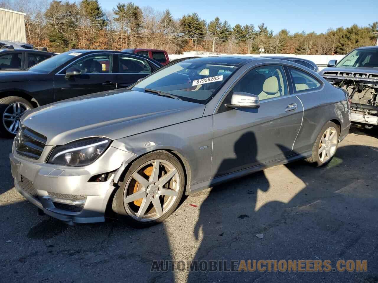 WDDGJ8JB5CF903052 MERCEDES-BENZ C-CLASS 2012