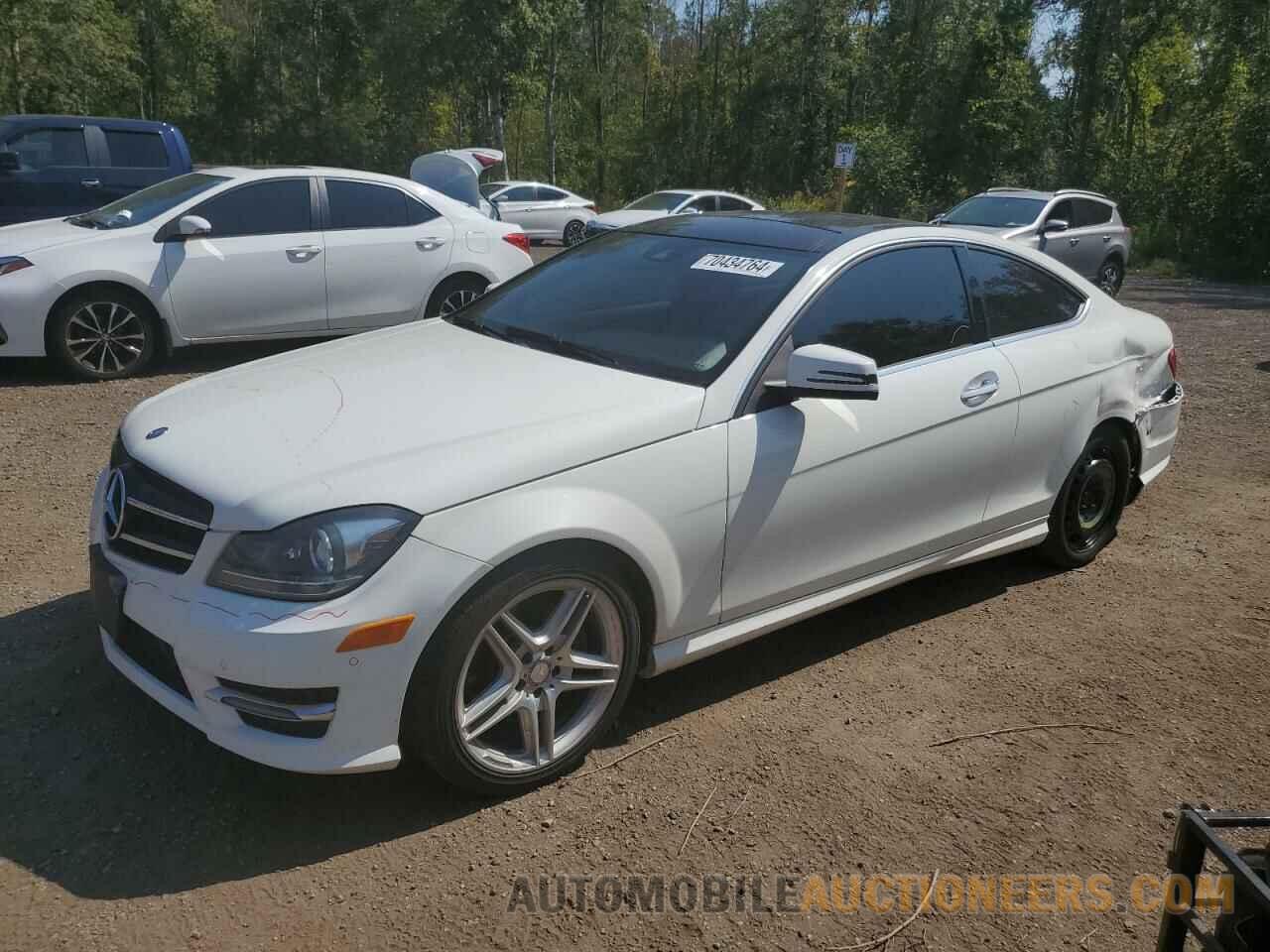 WDDGJ8JB5FG346240 MERCEDES-BENZ C-CLASS 2015