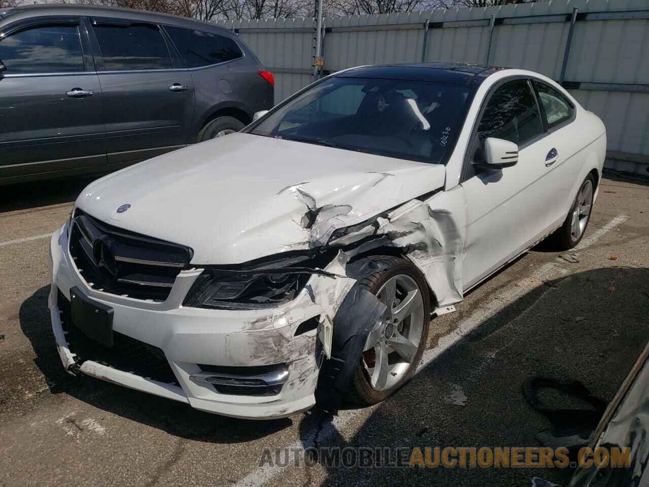 WDDGJ8JB5FG403875 MERCEDES-BENZ C-CLASS 2015