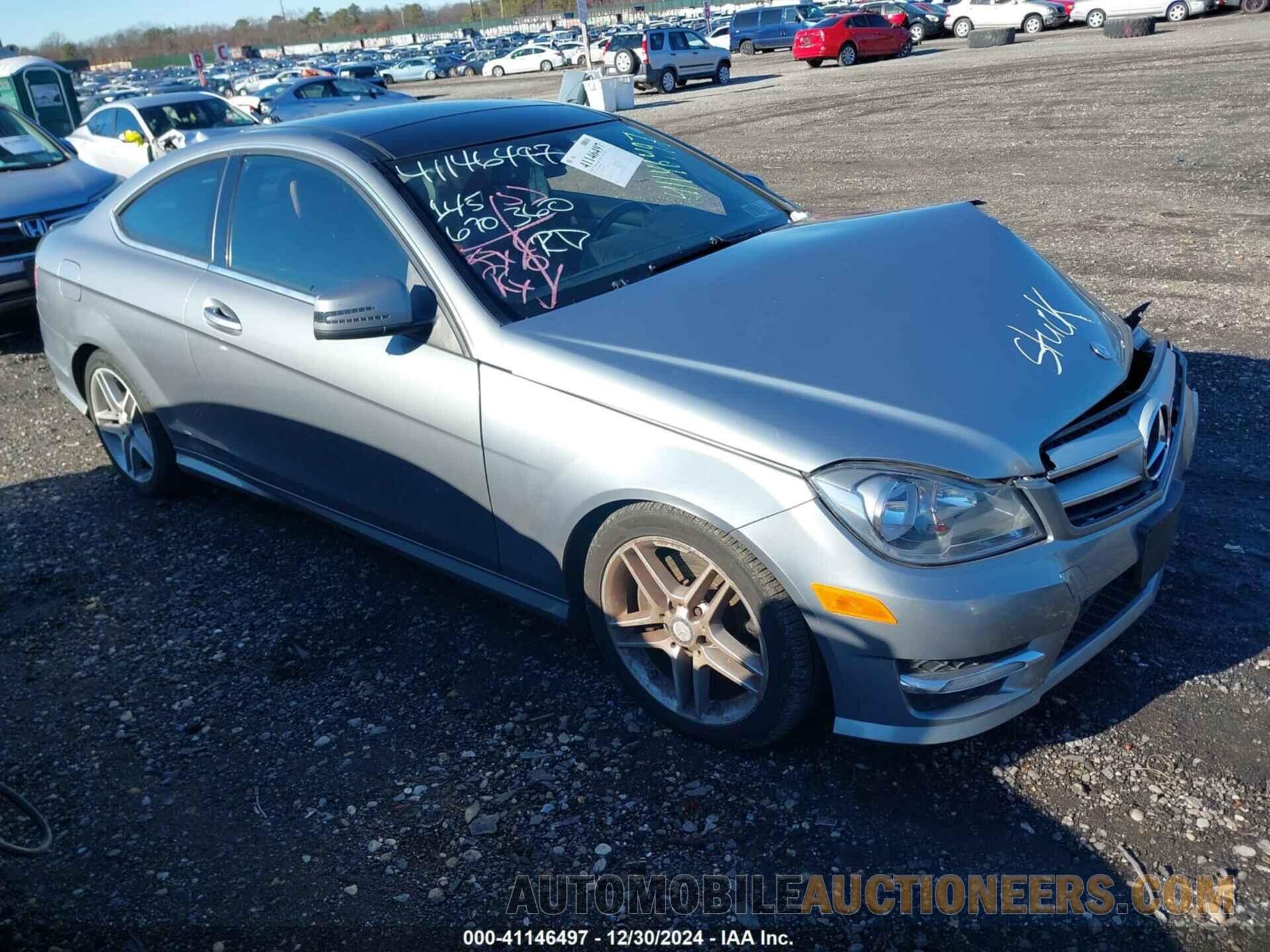 WDDGJ8JB6DF986038 MERCEDES-BENZ C 350 2013