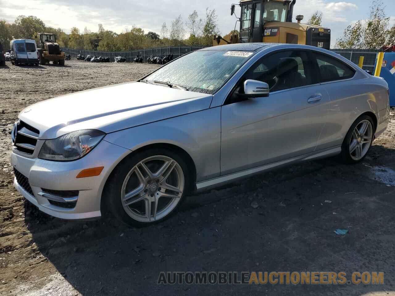 WDDGJ8JB8FG417446 MERCEDES-BENZ C-CLASS 2015