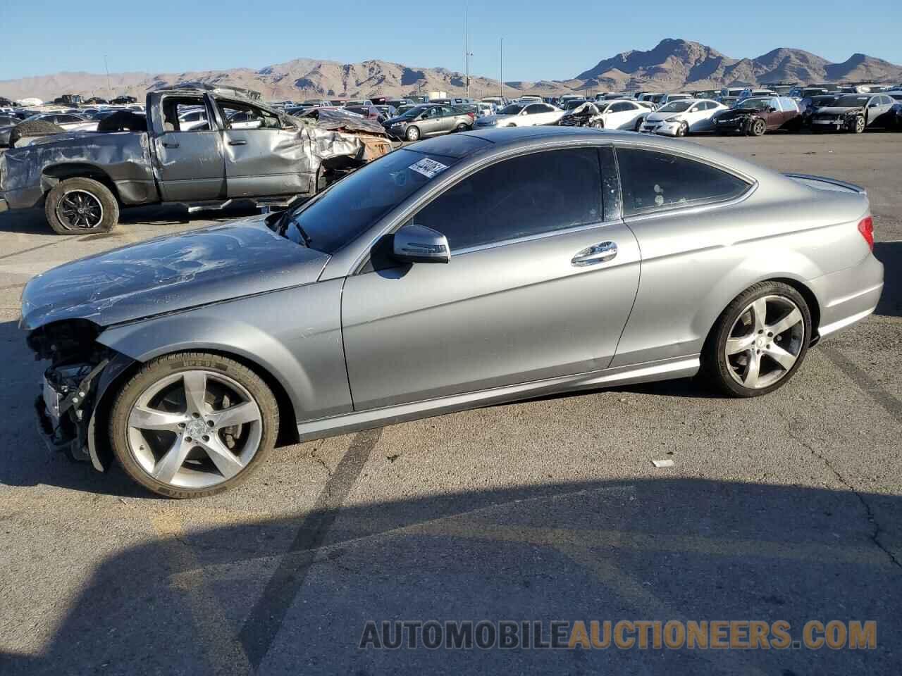 WDDGJ8JBXFG442509 MERCEDES-BENZ C-CLASS 2015