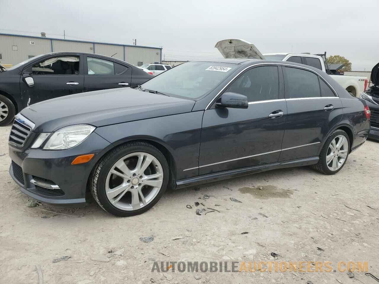 WDDHF5KB8DA664064 MERCEDES-BENZ E-CLASS 2013