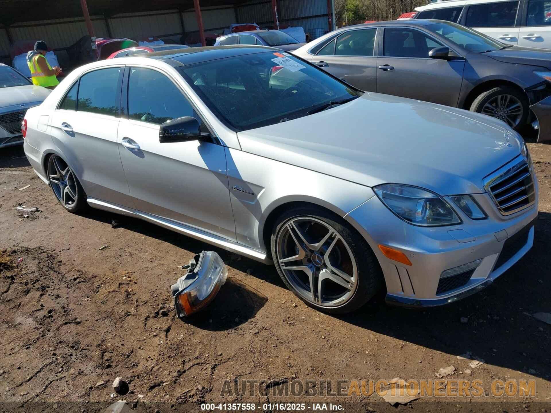 WDDHF7HB7BA427825 MERCEDES-BENZ E 63 AMG 2011