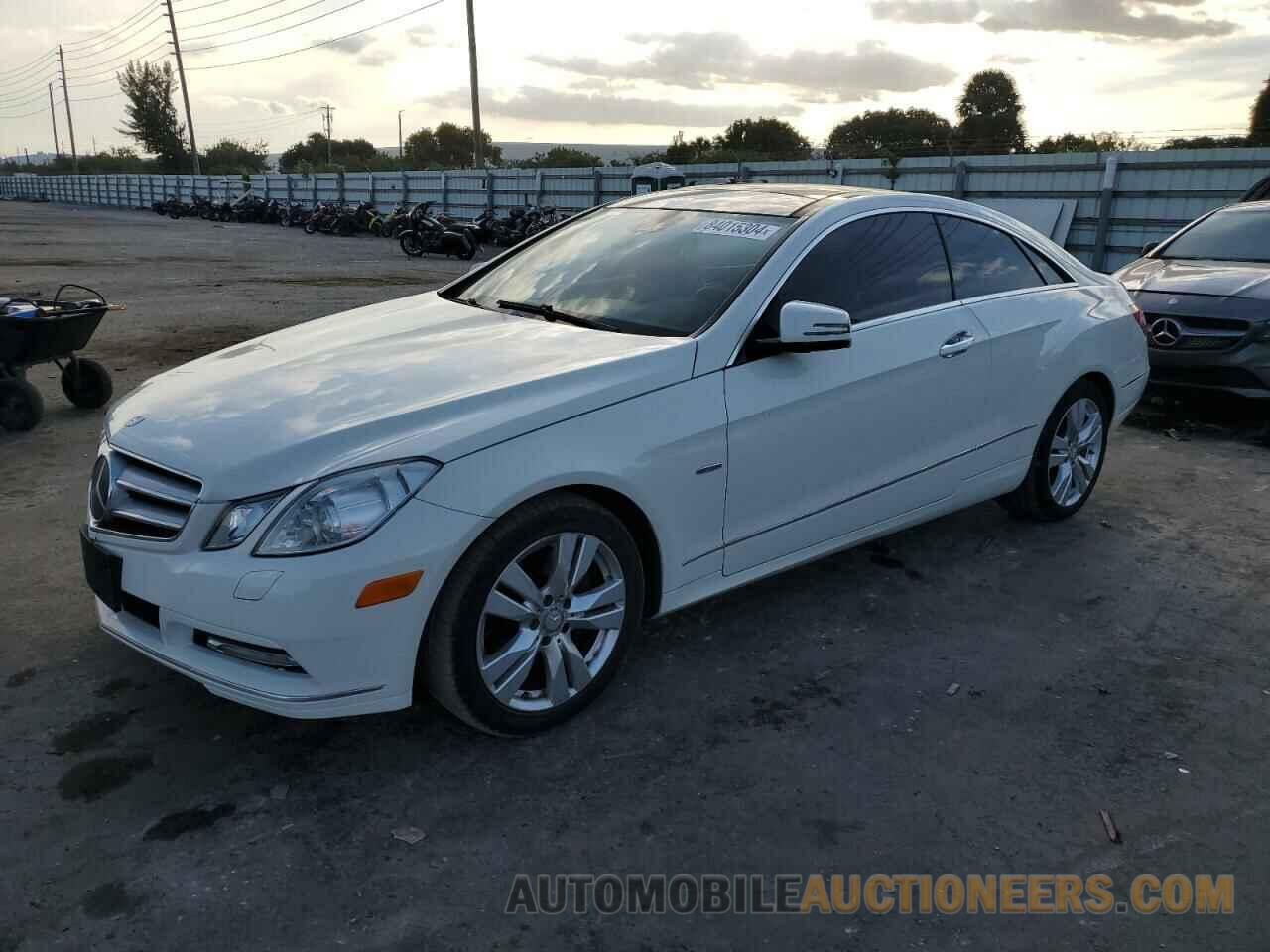 WDDKJ5KB5CF154924 MERCEDES-BENZ E-CLASS 2012