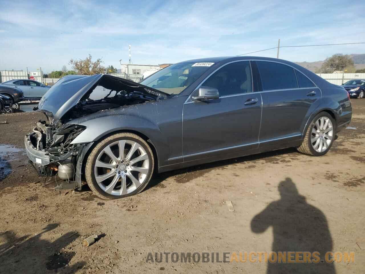 WDDNG7BB4BA394159 MERCEDES-BENZ S-CLASS 2011