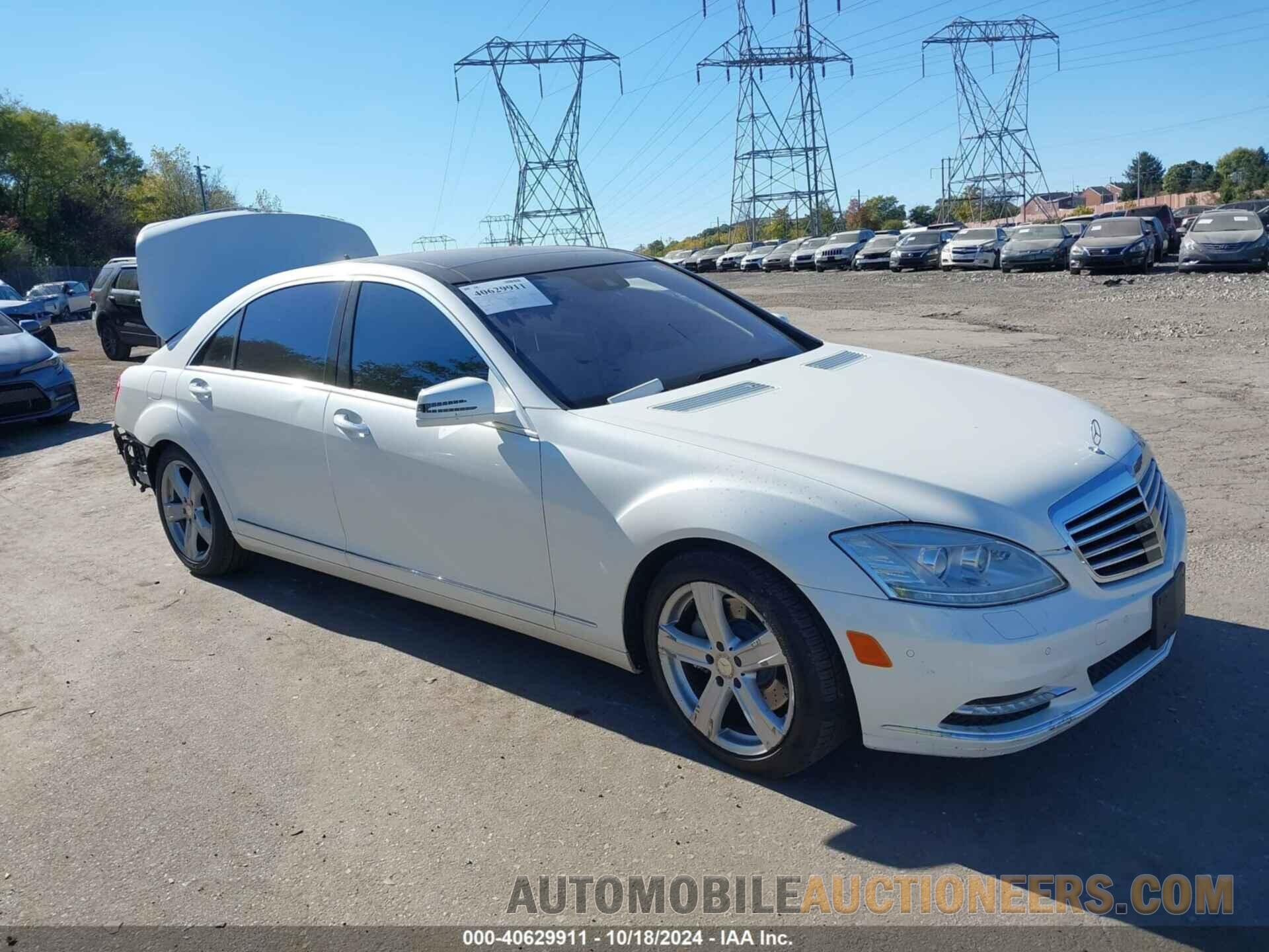 WDDNG7BB6BA367156 MERCEDES-BENZ S 550 2011