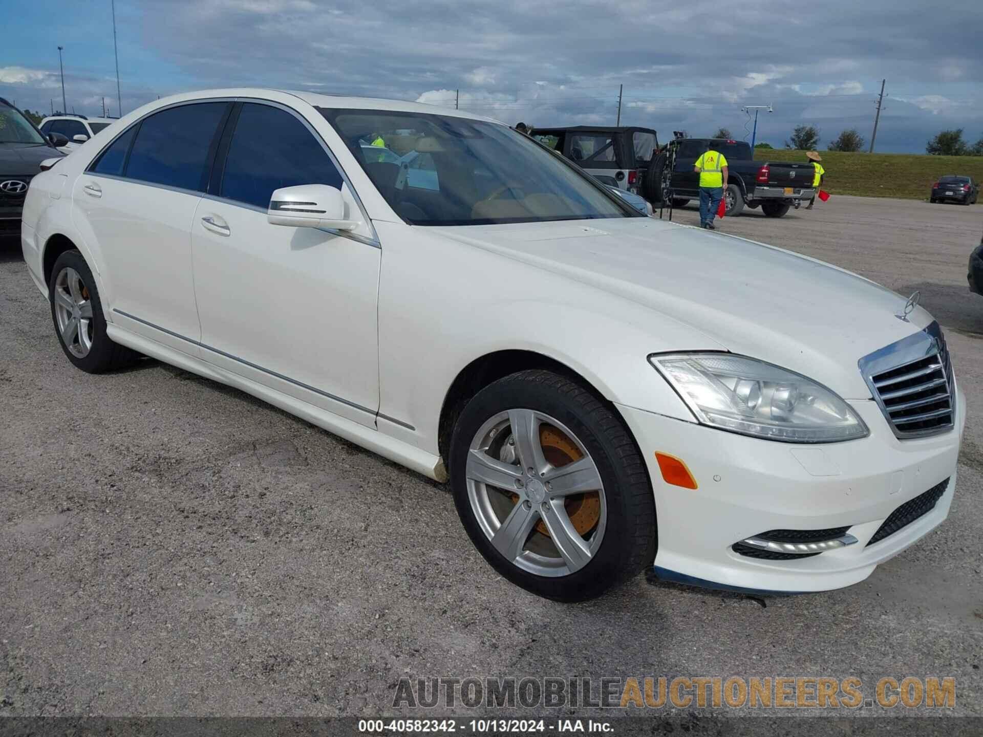 WDDNG7BB7BA403324 MERCEDES-BENZ S 550 2011