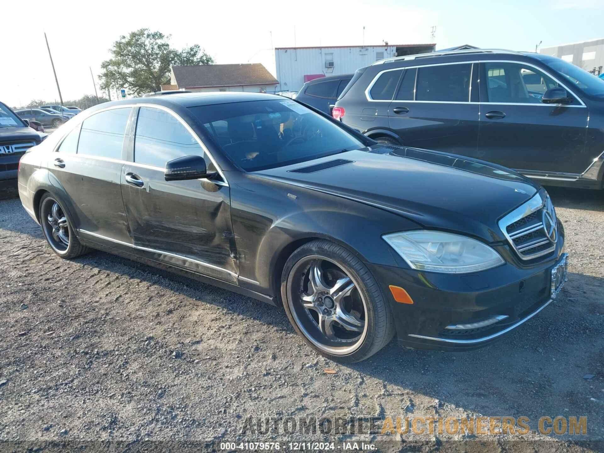 WDDNG7BBXBA399267 MERCEDES-BENZ S 550 2011