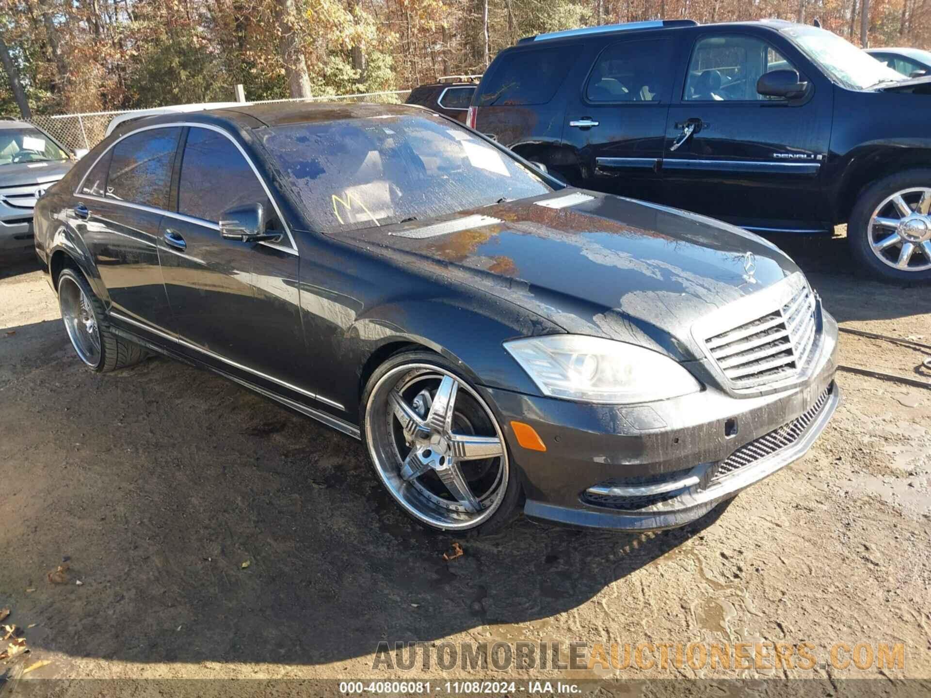 WDDNG7DB3DA493135 MERCEDES-BENZ S 550 2013