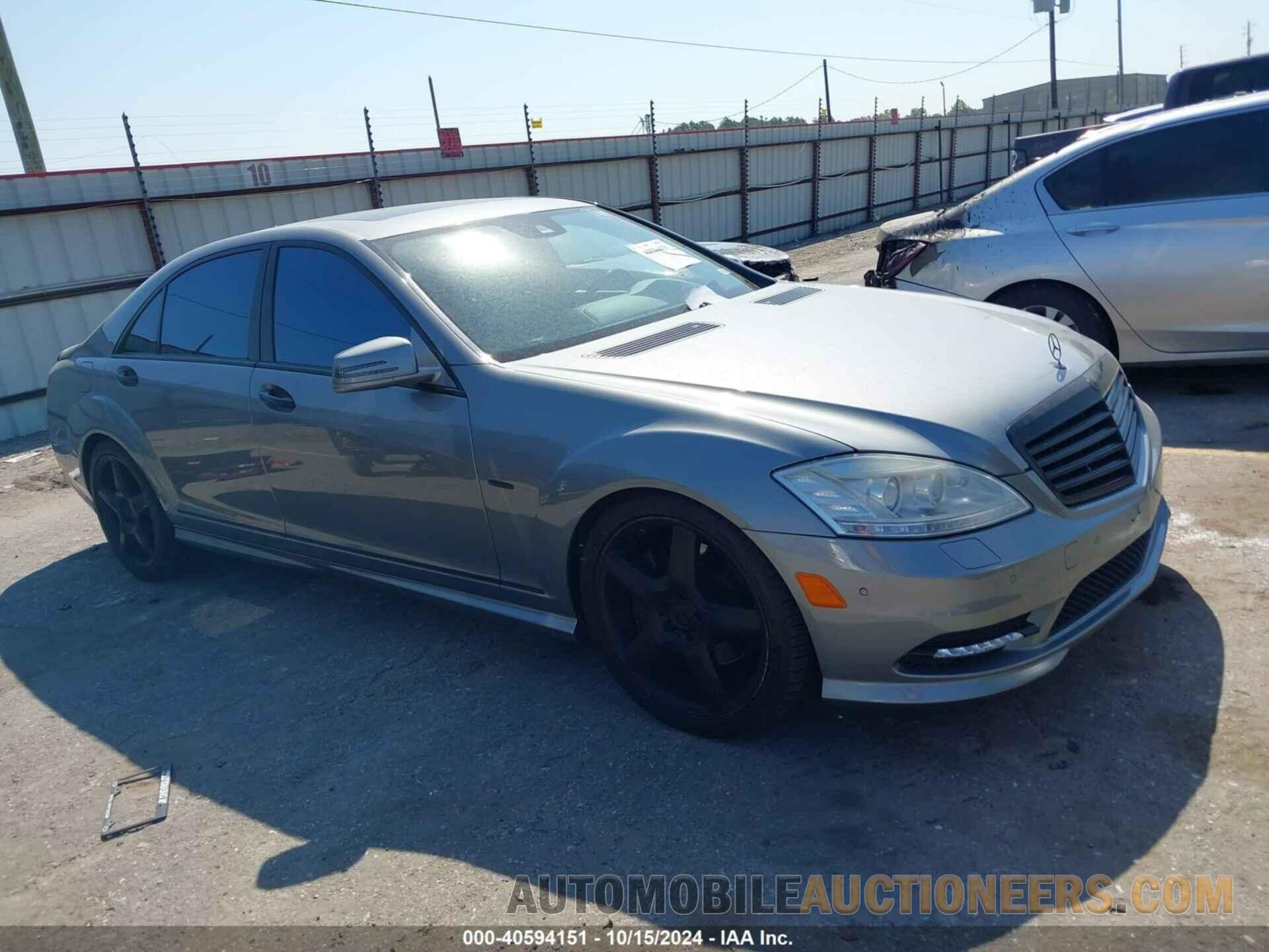 WDDNG7DB6CA452982 MERCEDES-BENZ S 550 2012