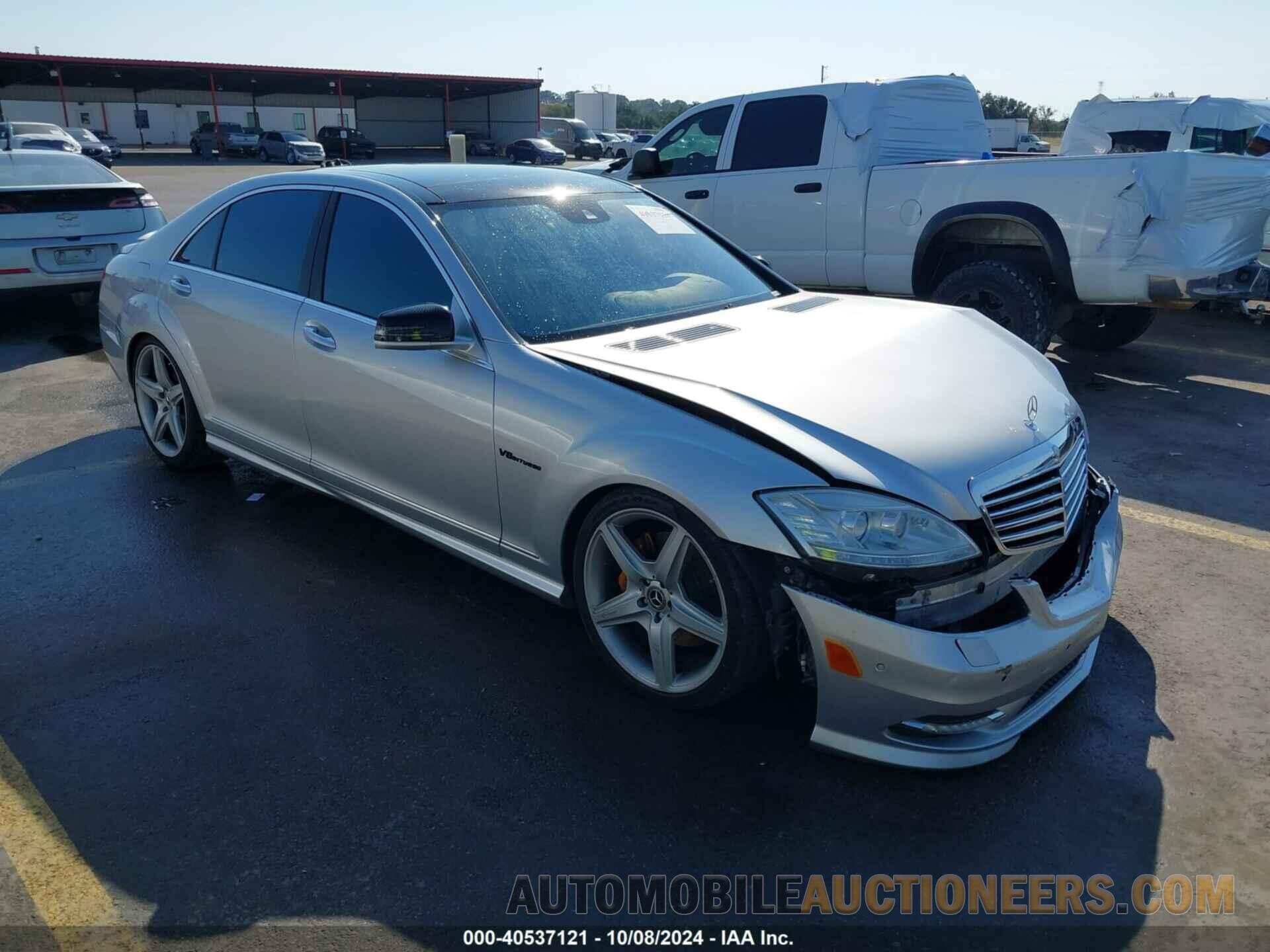 WDDNG7DB6CA454795 MERCEDES-BENZ S 550 2012