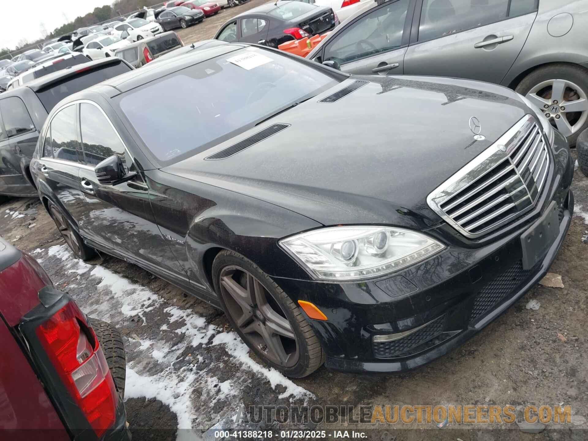 WDDNG7EB1DA504597 MERCEDES-BENZ S 63 AMG 2013