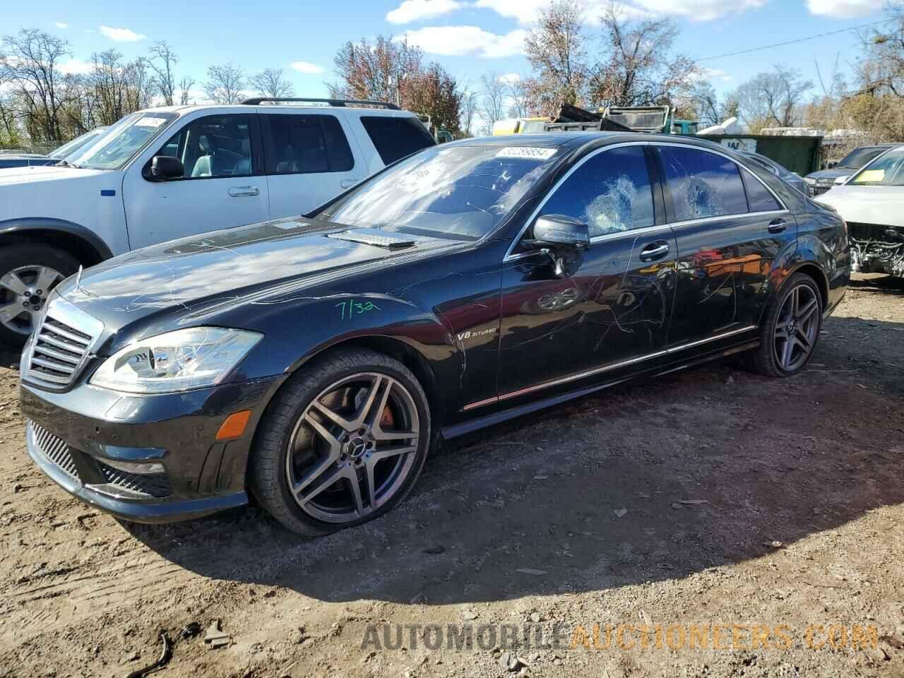 WDDNG7EB3BA406488 MERCEDES-BENZ S-CLASS 2011