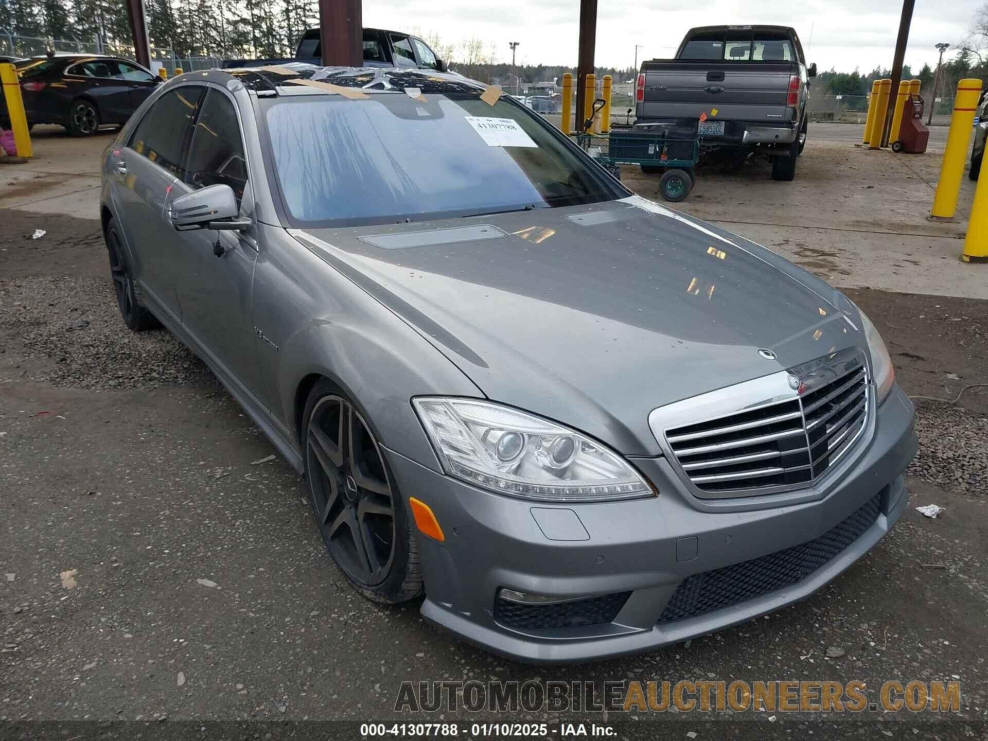 WDDNG7EB3DA493697 MERCEDES-BENZ S 63 AMG 2013