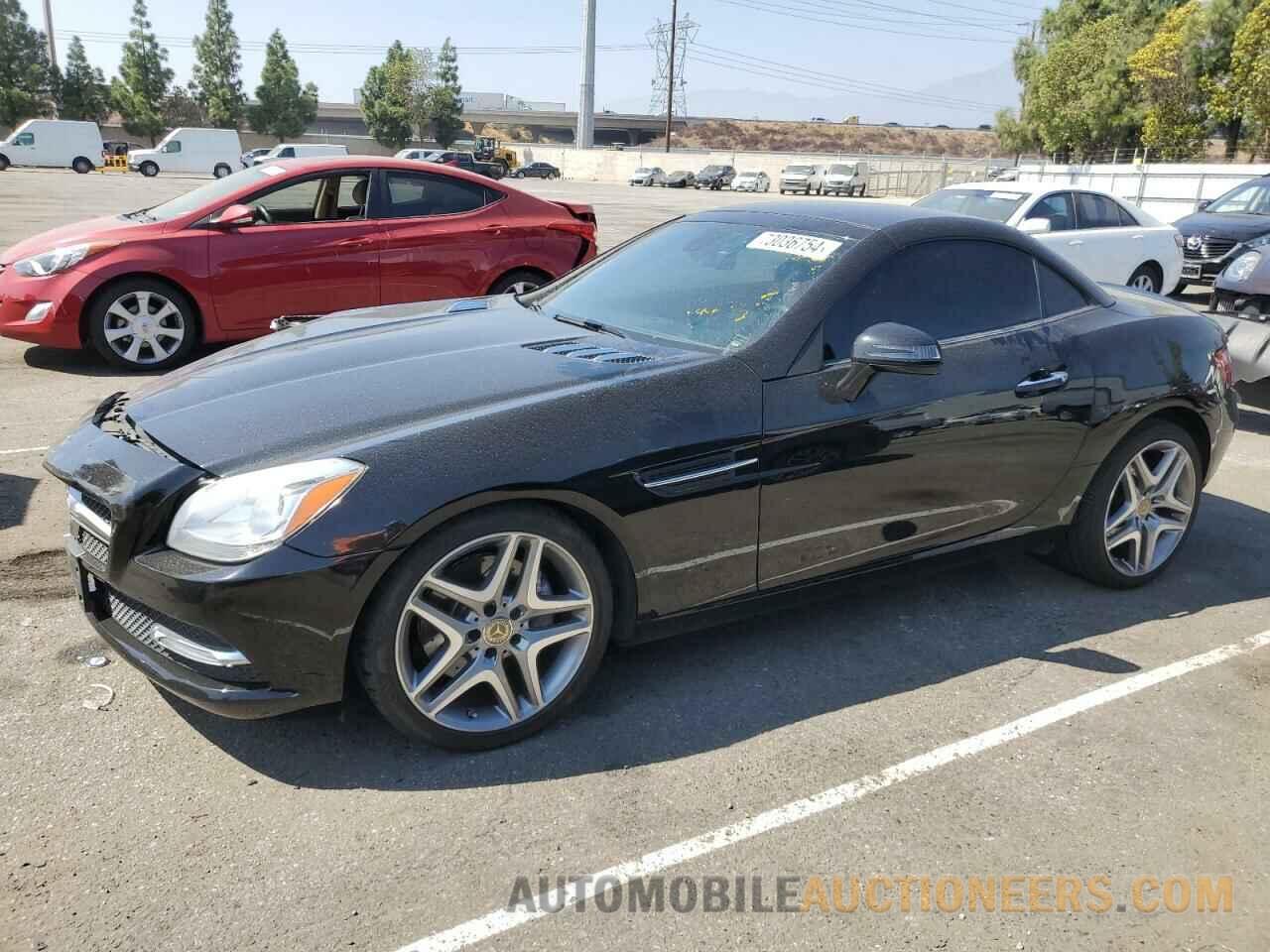 WDDPK3JA0GF115406 MERCEDES-BENZ SLK-CLASS 2016