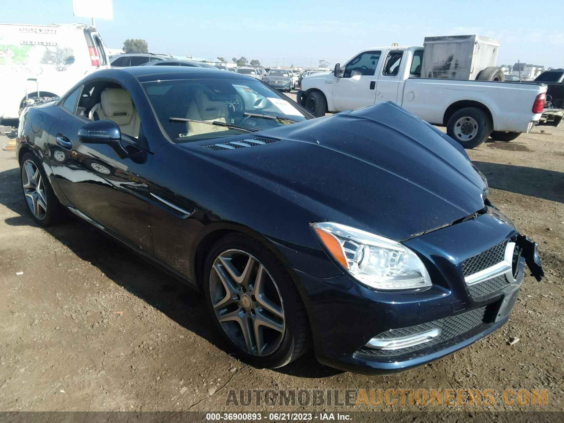 WDDPK3JA0GF115793 MERCEDES-BENZ SLK 2016