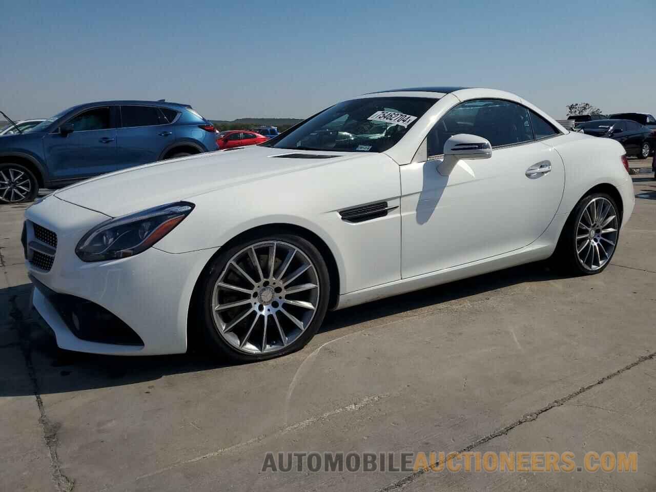 WDDPK3JA0HF128528 MERCEDES-BENZ SLC-CLASS 2017