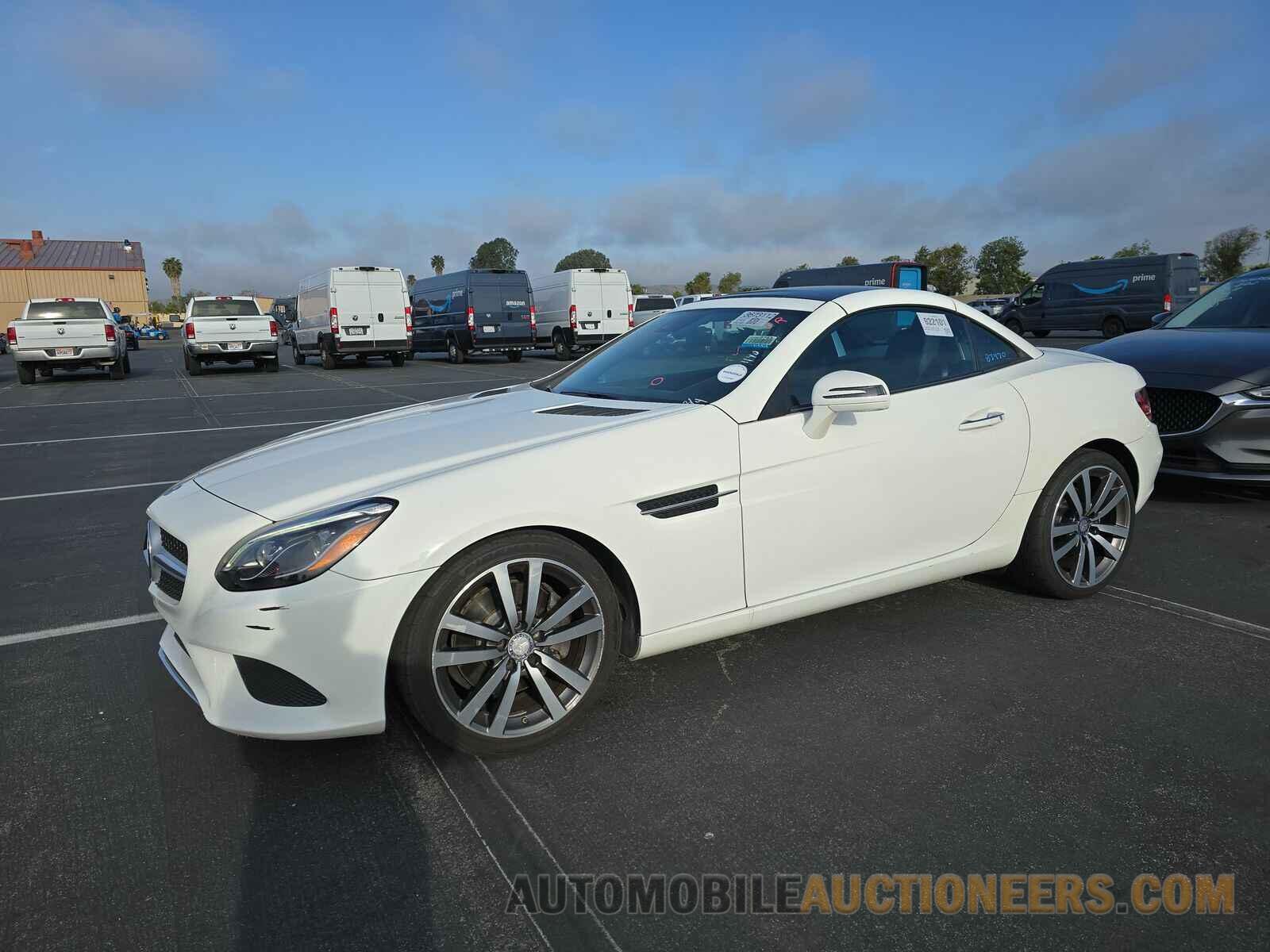 WDDPK3JA0HF136791 Mercedes-Benz SLC 2017