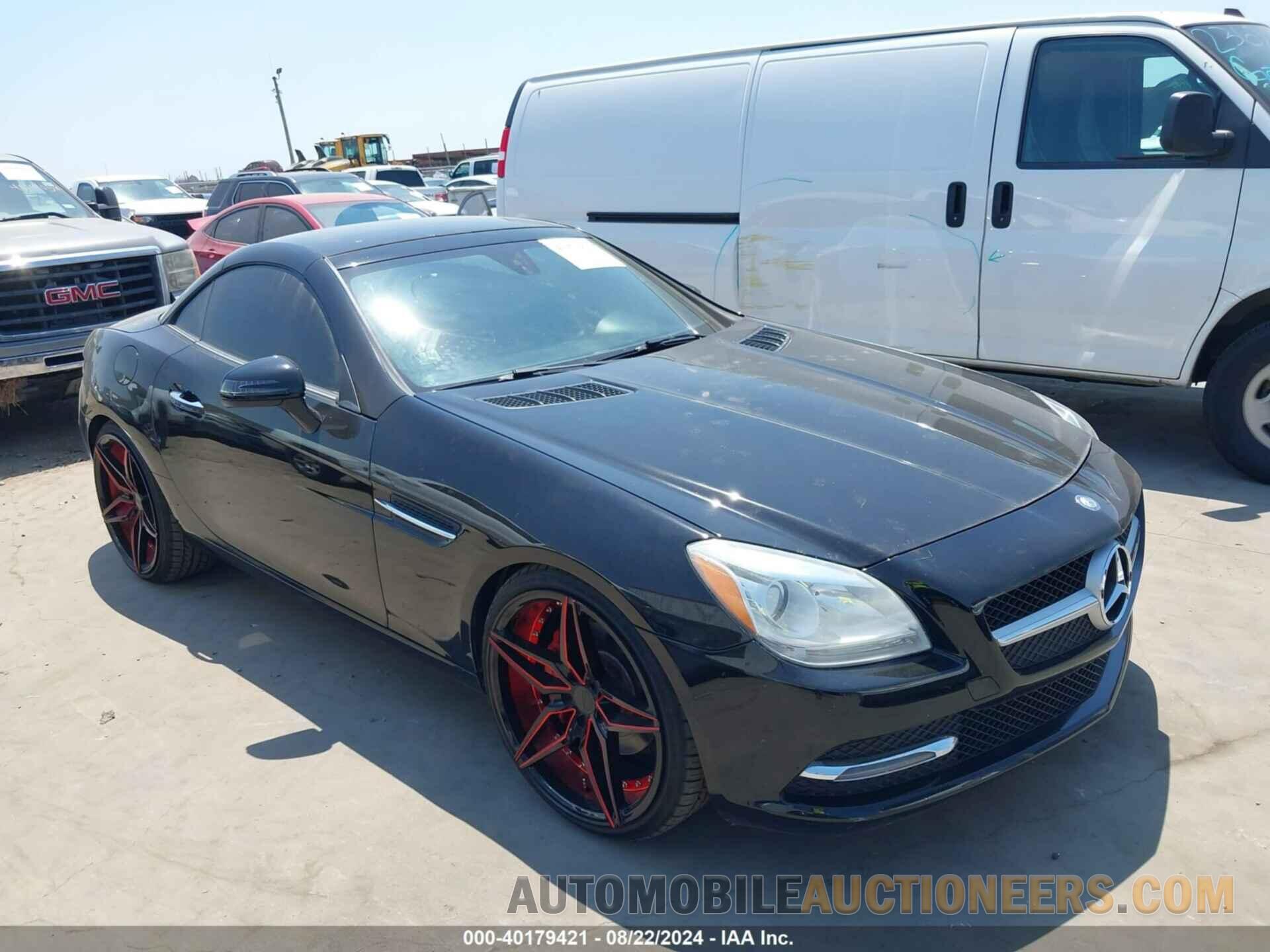 WDDPK3JA1GF121831 MERCEDES-BENZ SLK 2016