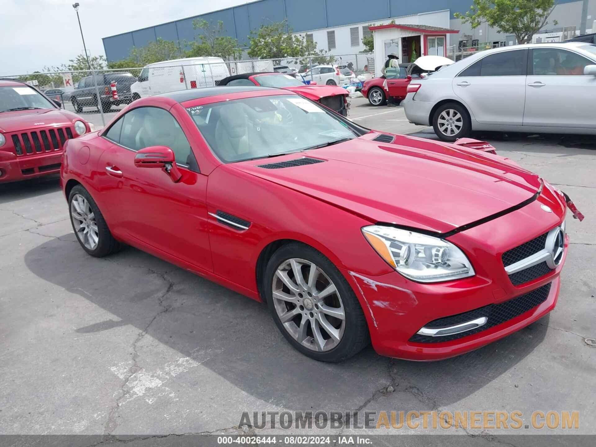 WDDPK3JA2GF120297 MERCEDES-BENZ SLK 300 2016