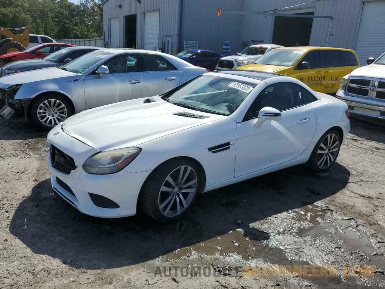 WDDPK3JA4HF128306 MERCEDES-BENZ SLC-CLASS 2017