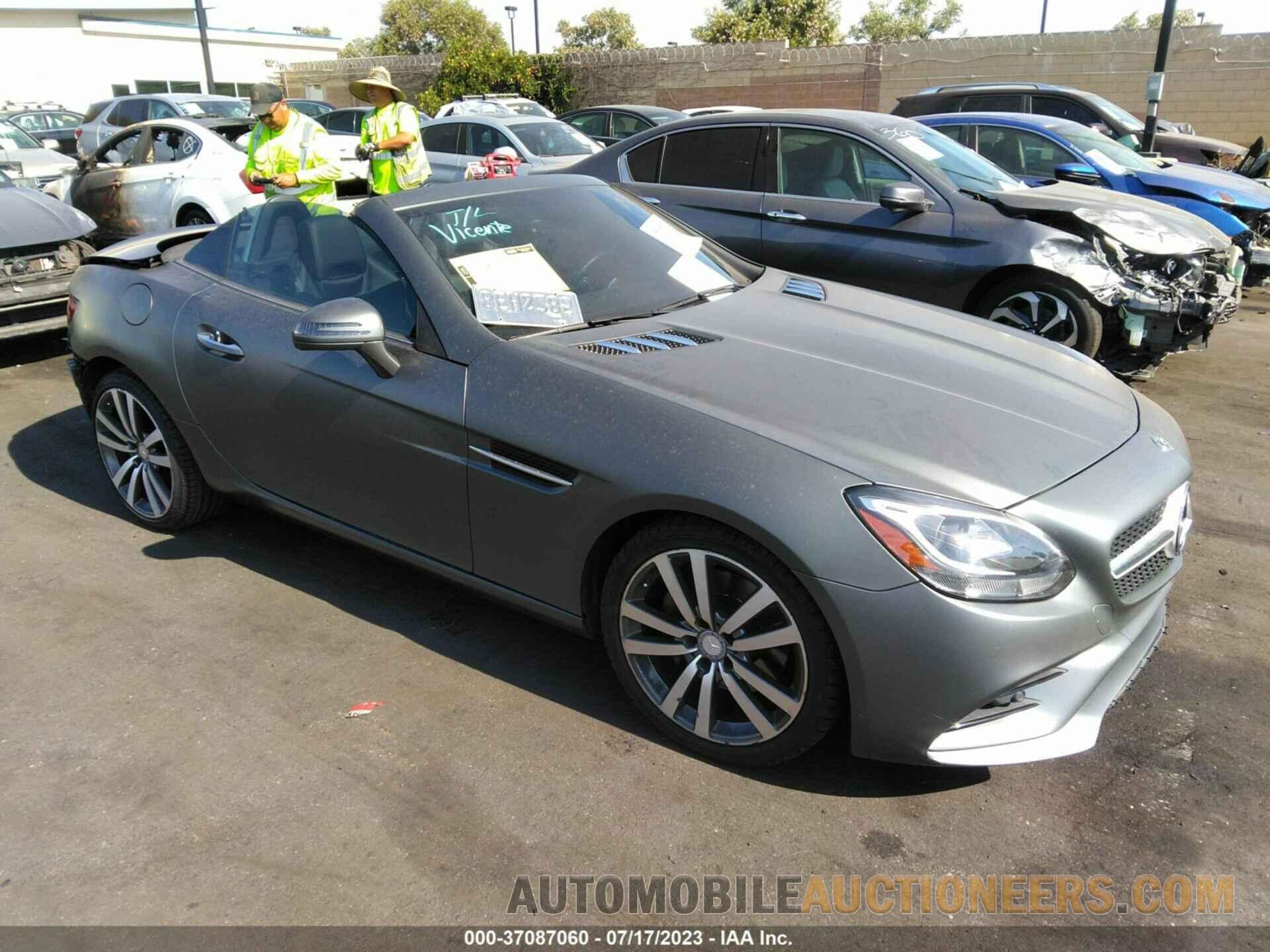 WDDPK3JA4HF130167 MERCEDES-BENZ SLC 2017