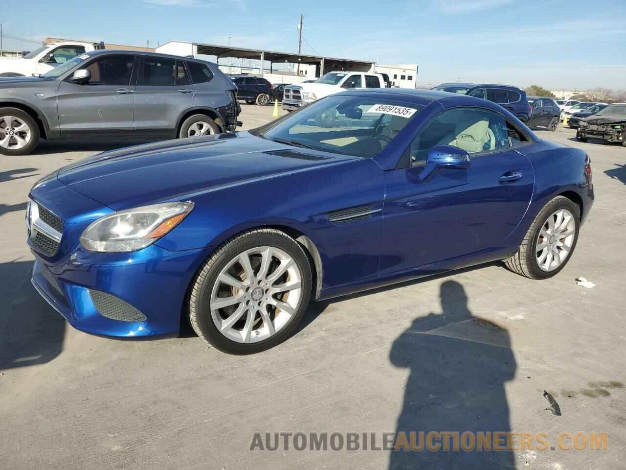 WDDPK3JA5HF137516 MERCEDES-BENZ SLC-CLASS 2017