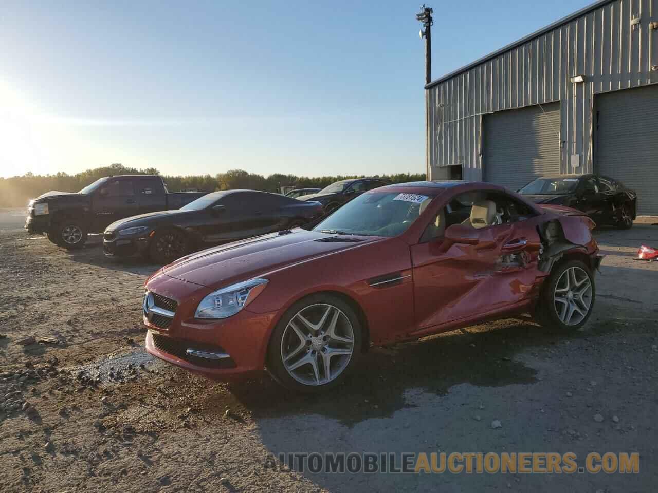 WDDPK3JA6GF119105 MERCEDES-BENZ SLK-CLASS 2016