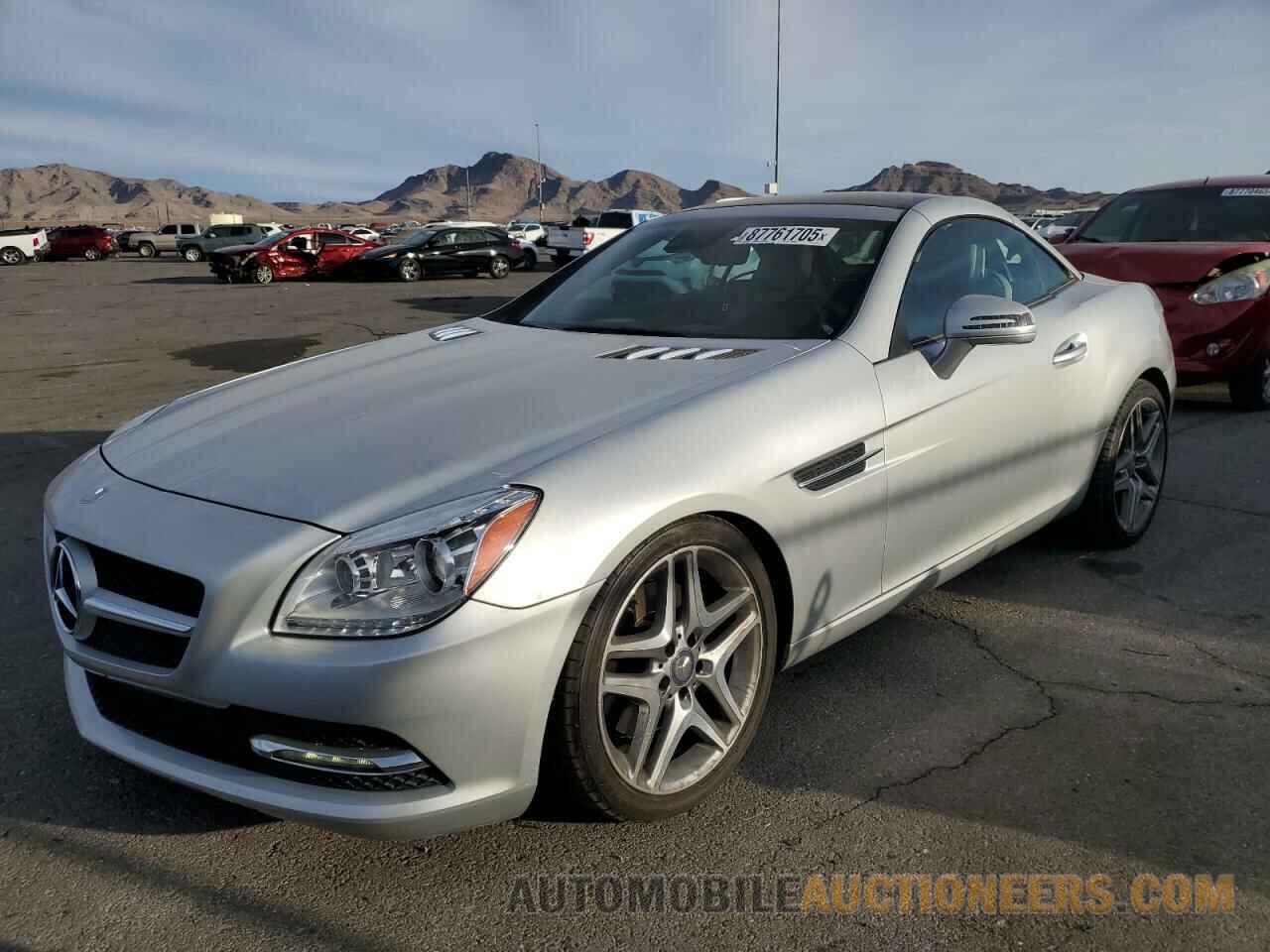 WDDPK3JA6GF121811 MERCEDES-BENZ SLK-CLASS 2016