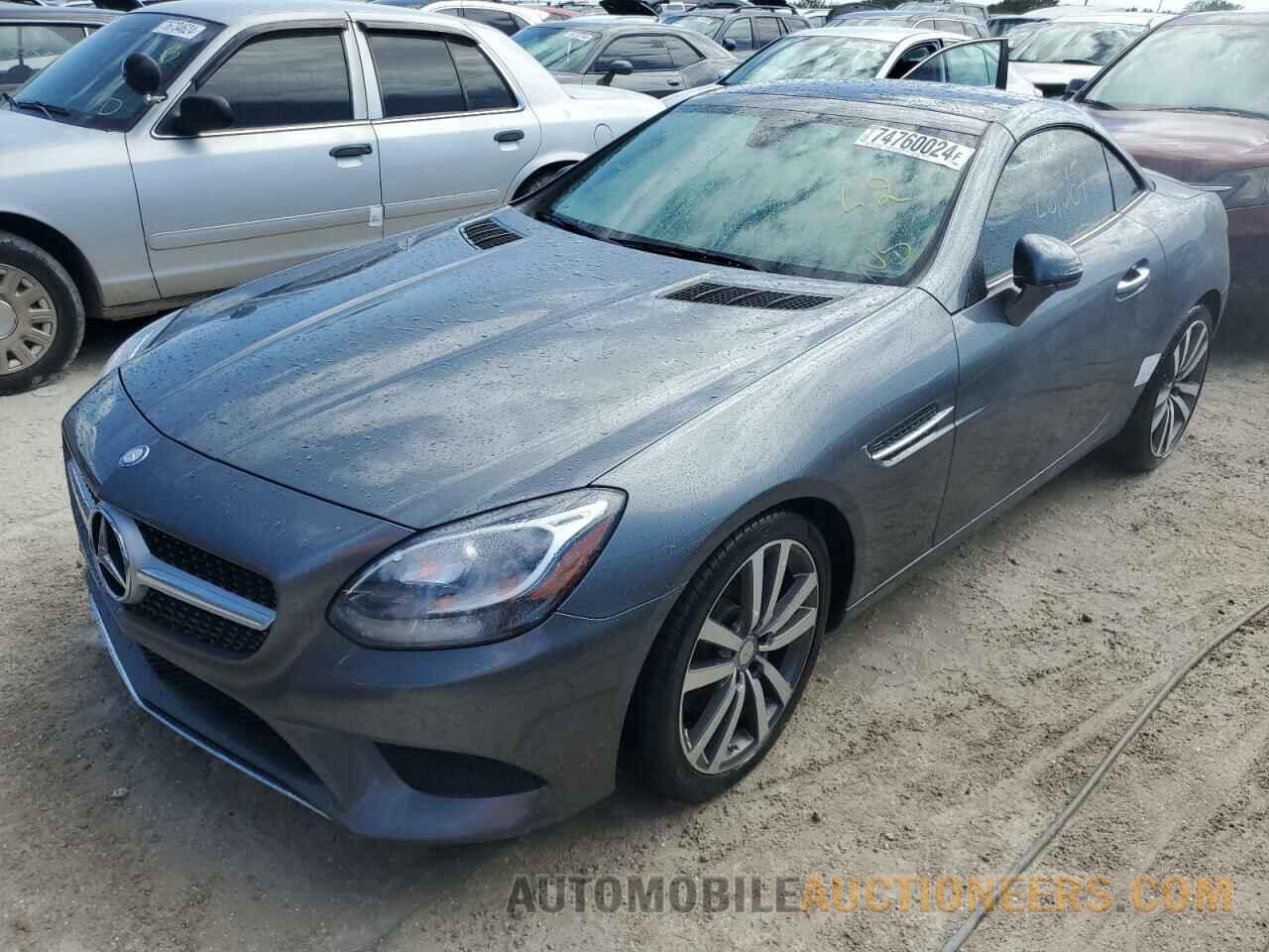 WDDPK3JA6HF138352 MERCEDES-BENZ SLC-CLASS 2017