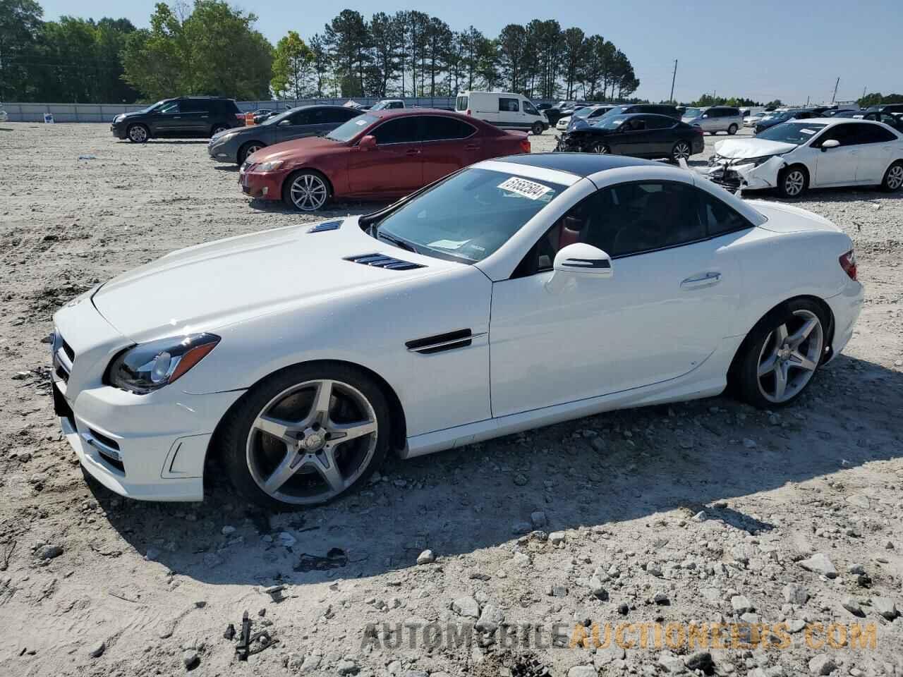 WDDPK3JA7GF117301 MERCEDES-BENZ SLK-CLASS 2016