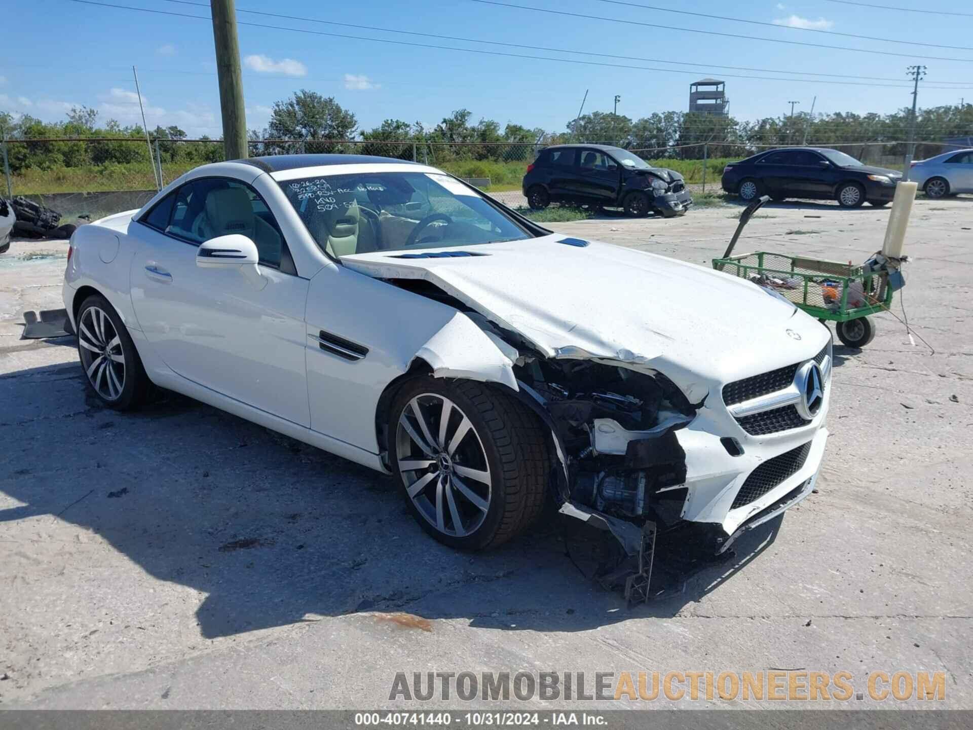 WDDPK3JA7HF139185 MERCEDES-BENZ SLC 300 2017