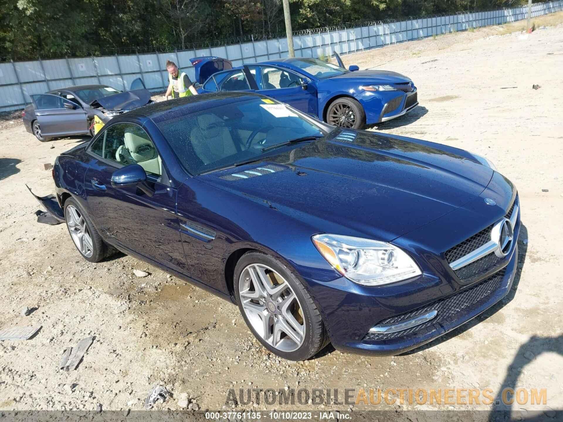 WDDPK3JA8GF122782 MERCEDES-BENZ SLK 2016