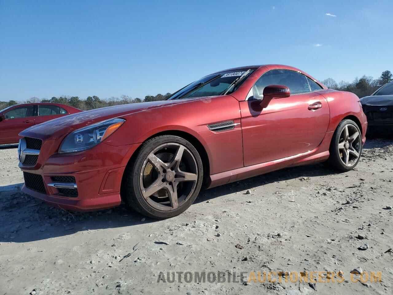 WDDPK3JA8GF123950 MERCEDES-BENZ SLK-CLASS 2016