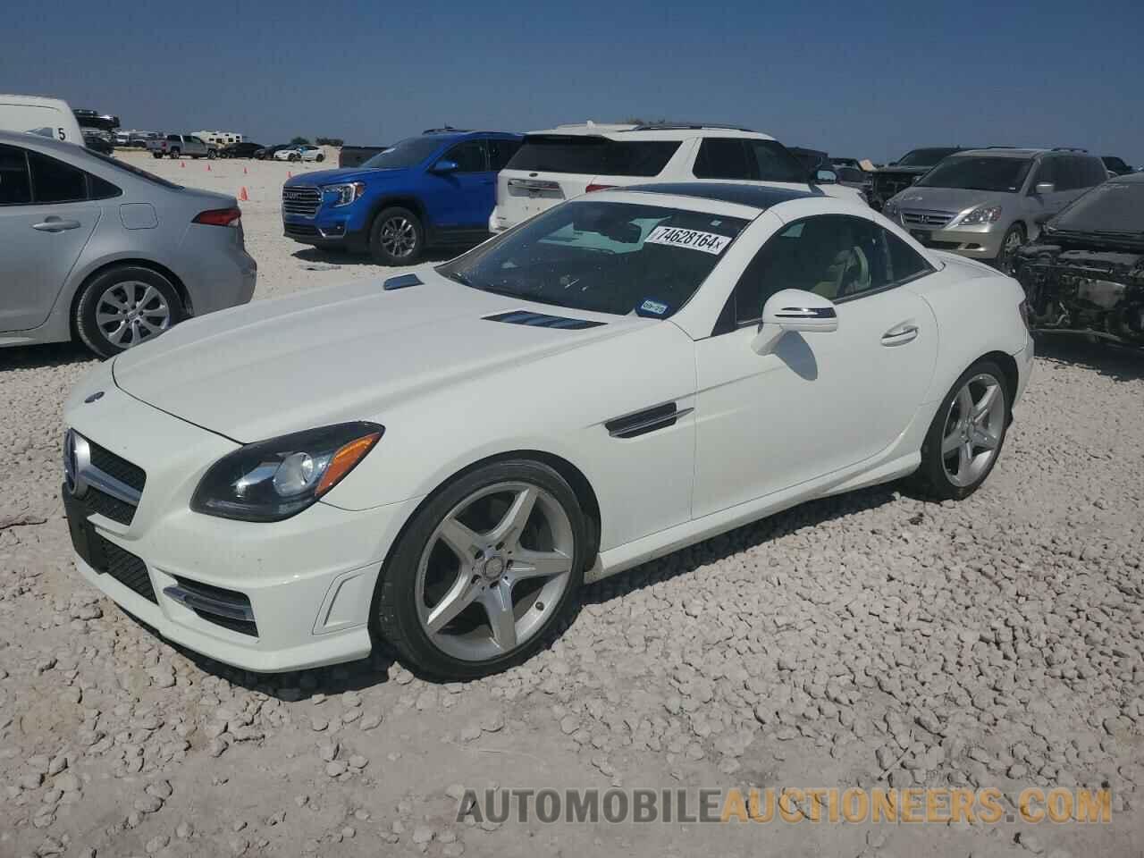 WDDPK3JA9GF118093 MERCEDES-BENZ SLK-CLASS 2016