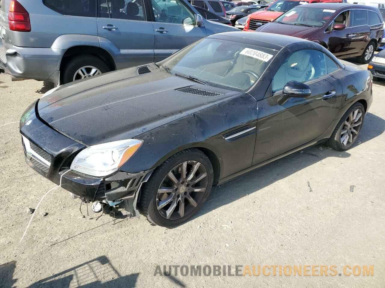 WDDPK3JAXGF116255 MERCEDES-BENZ SLK-CLASS 2016