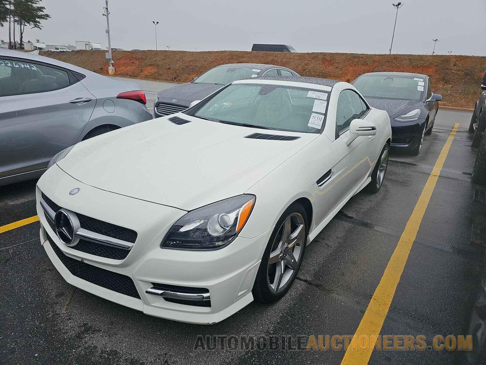 WDDPK4HA0FF096009 Mercedes-Benz SLK 2015