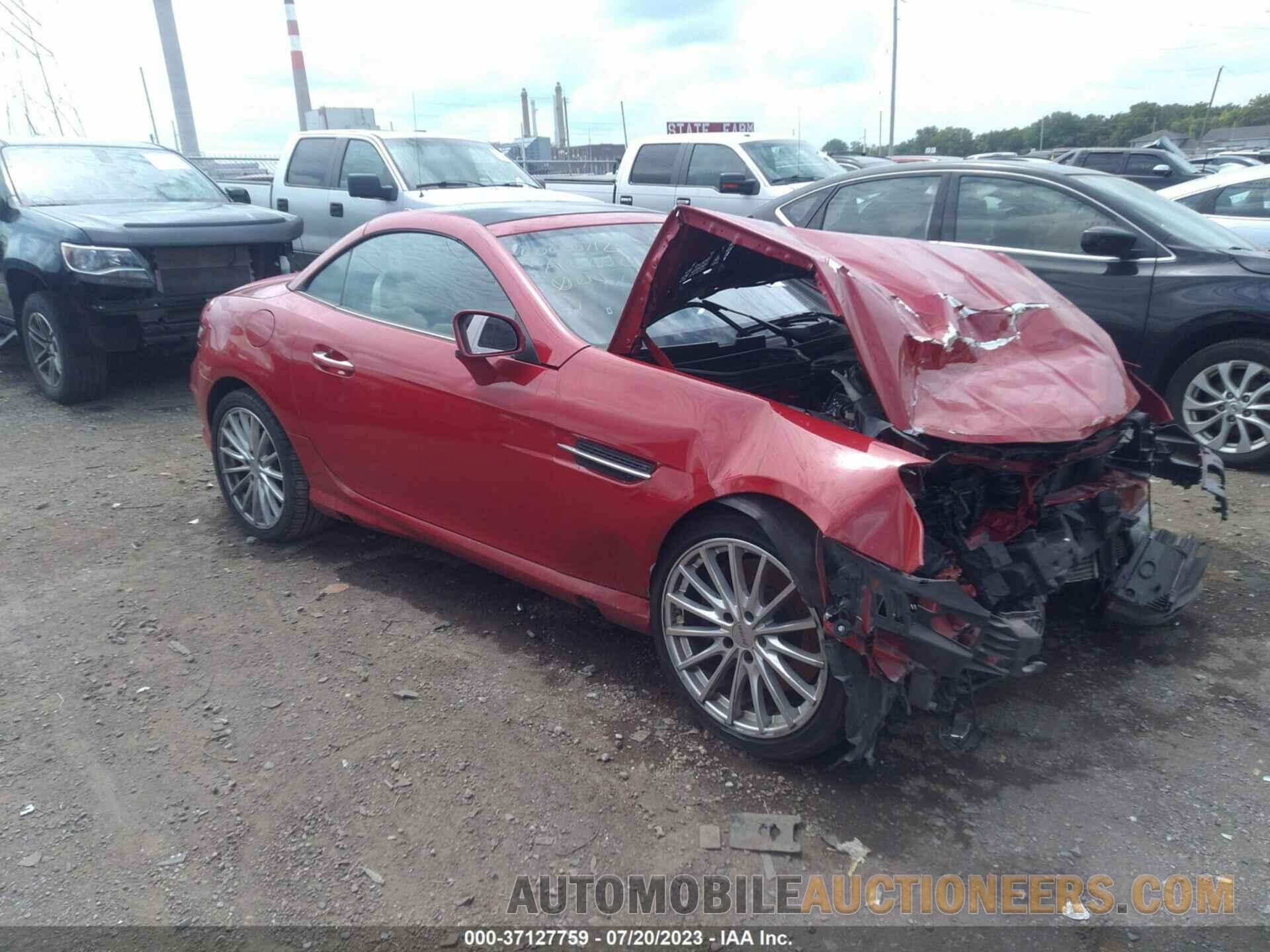 WDDPK4HA8FF109072 MERCEDES-BENZ SLK 250 2015