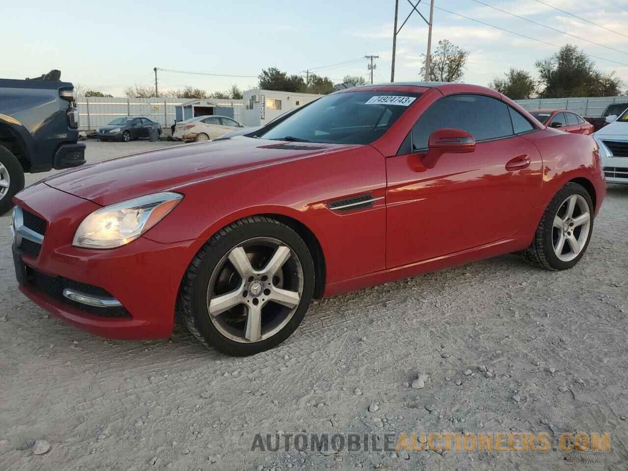 WDDPK4HA9FF096221 MERCEDES-BENZ SLK-CLASS 2015