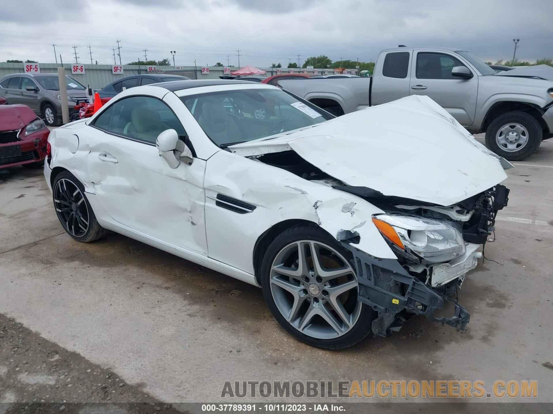 WDDPK4HA9FF096574 MERCEDES-BENZ SLK 250 2015