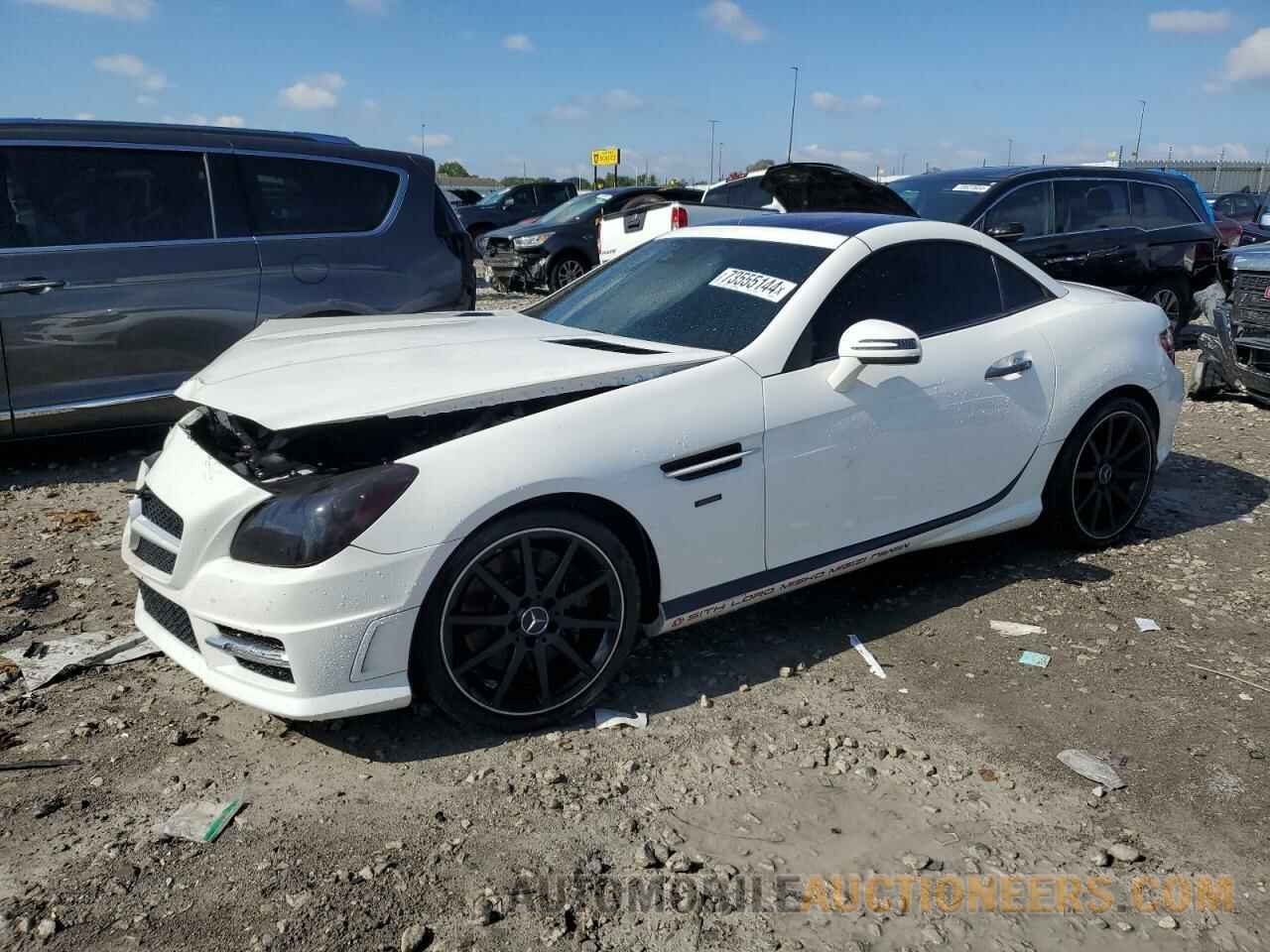 WDDPK4HA9FF108769 MERCEDES-BENZ SLK-CLASS 2015