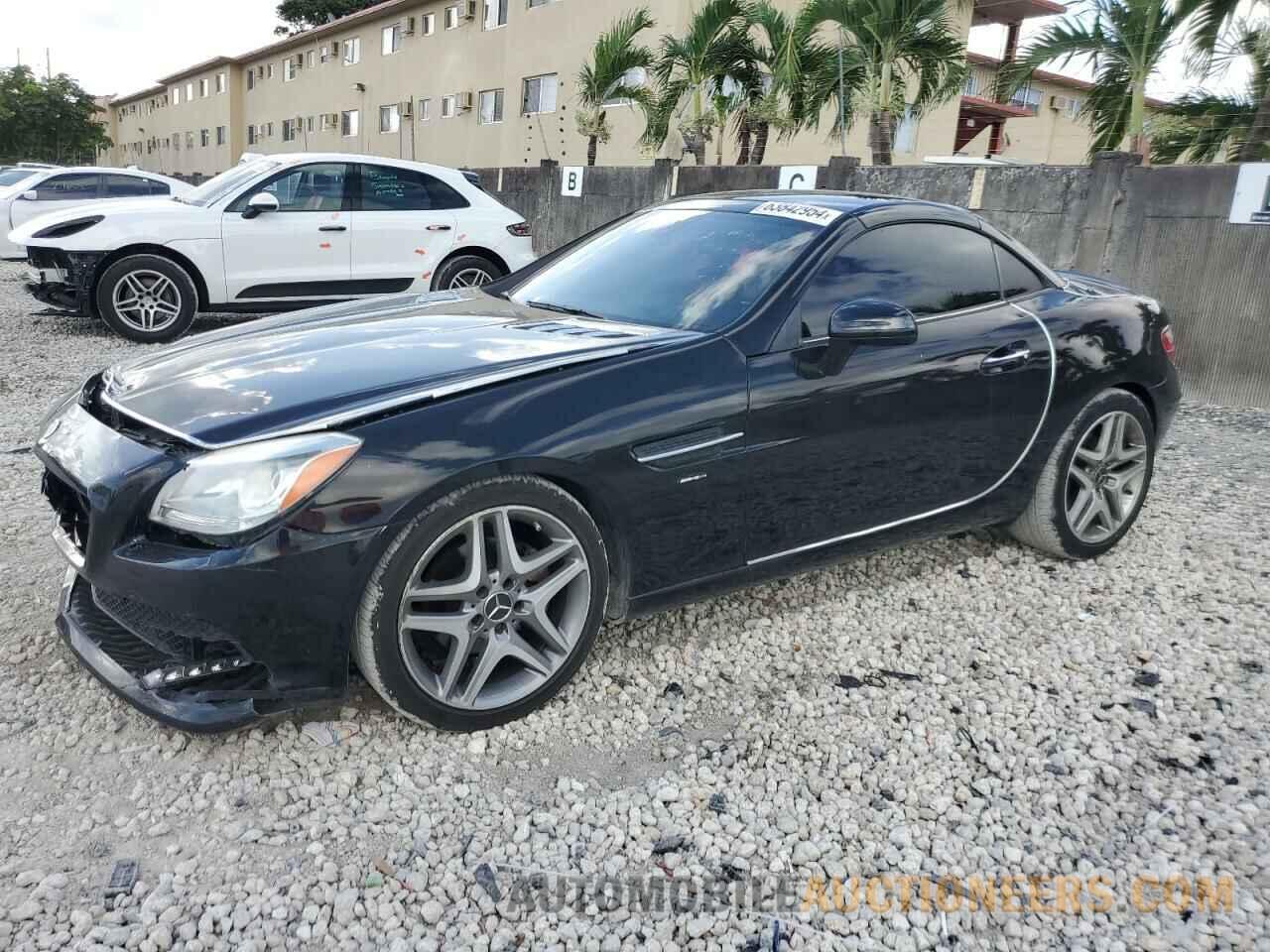 WDDPK4HA9FF112773 MERCEDES-BENZ SLK-CLASS 2015