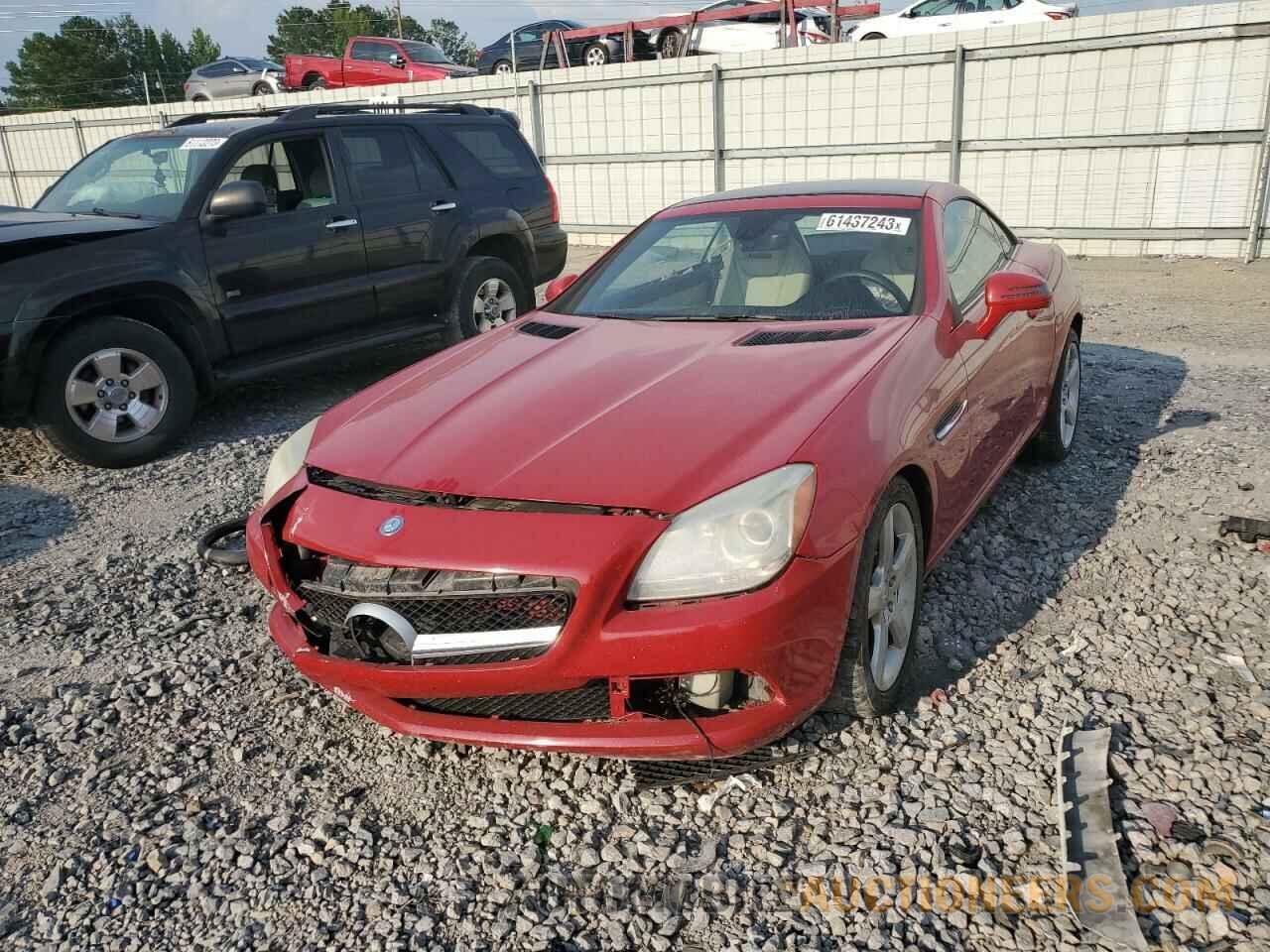 WDDPK4HAXFF096440 MERCEDES-BENZ SLK-CLASS 2015