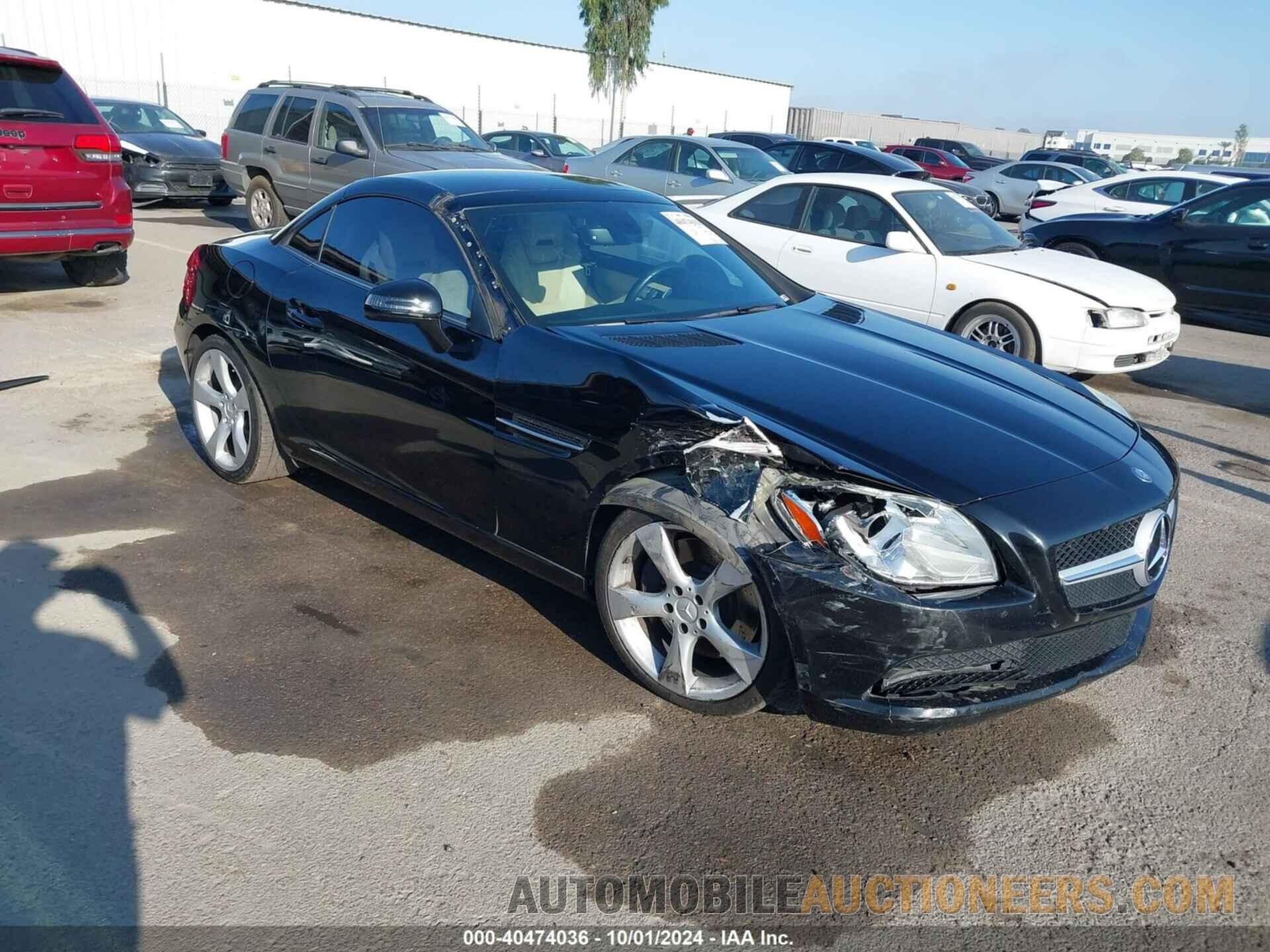 WDDPK5HA2DF054489 MERCEDES-BENZ SLK 350 2013