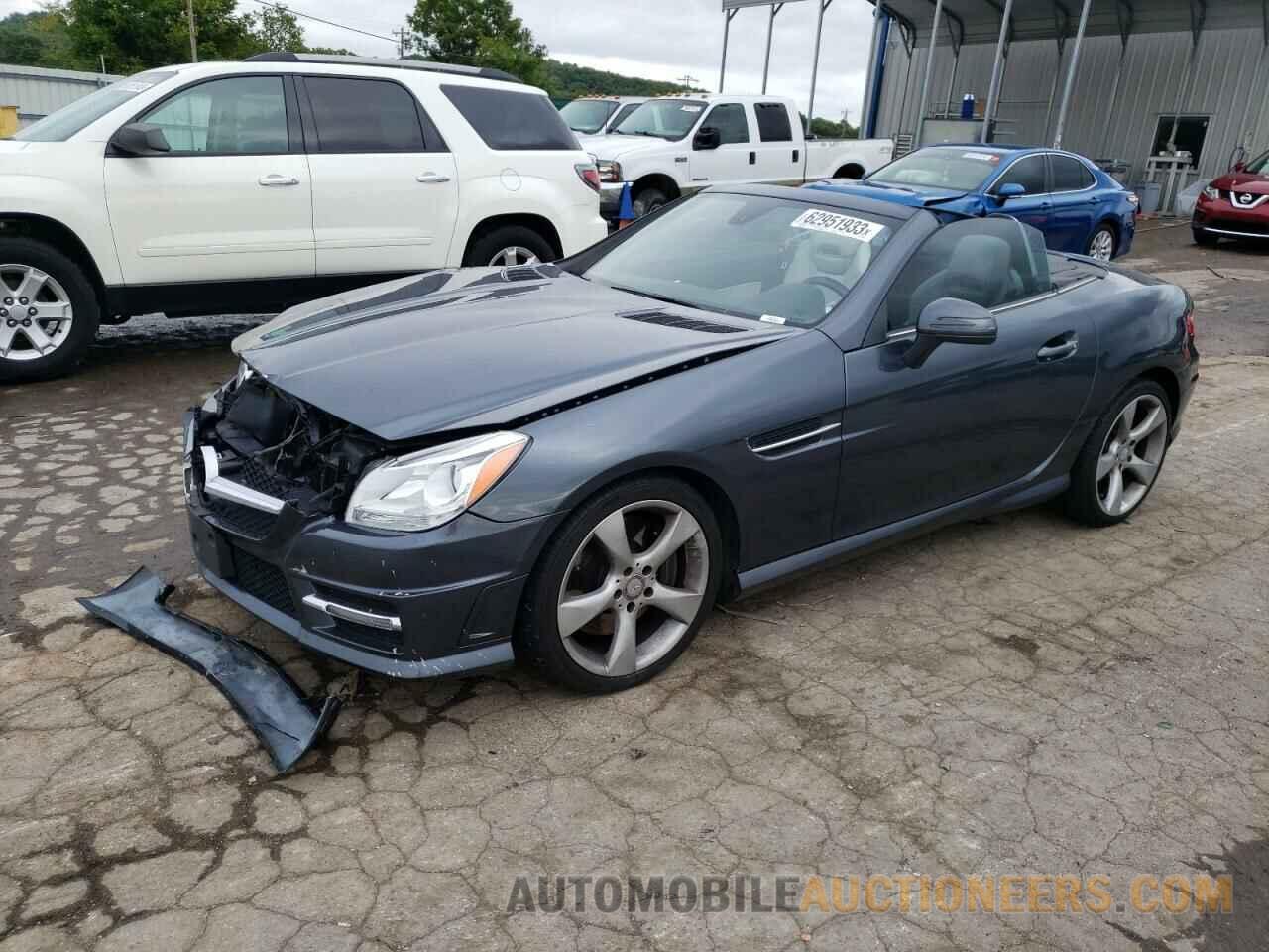 WDDPK5HA4FF096553 MERCEDES-BENZ SLK-CLASS 2015