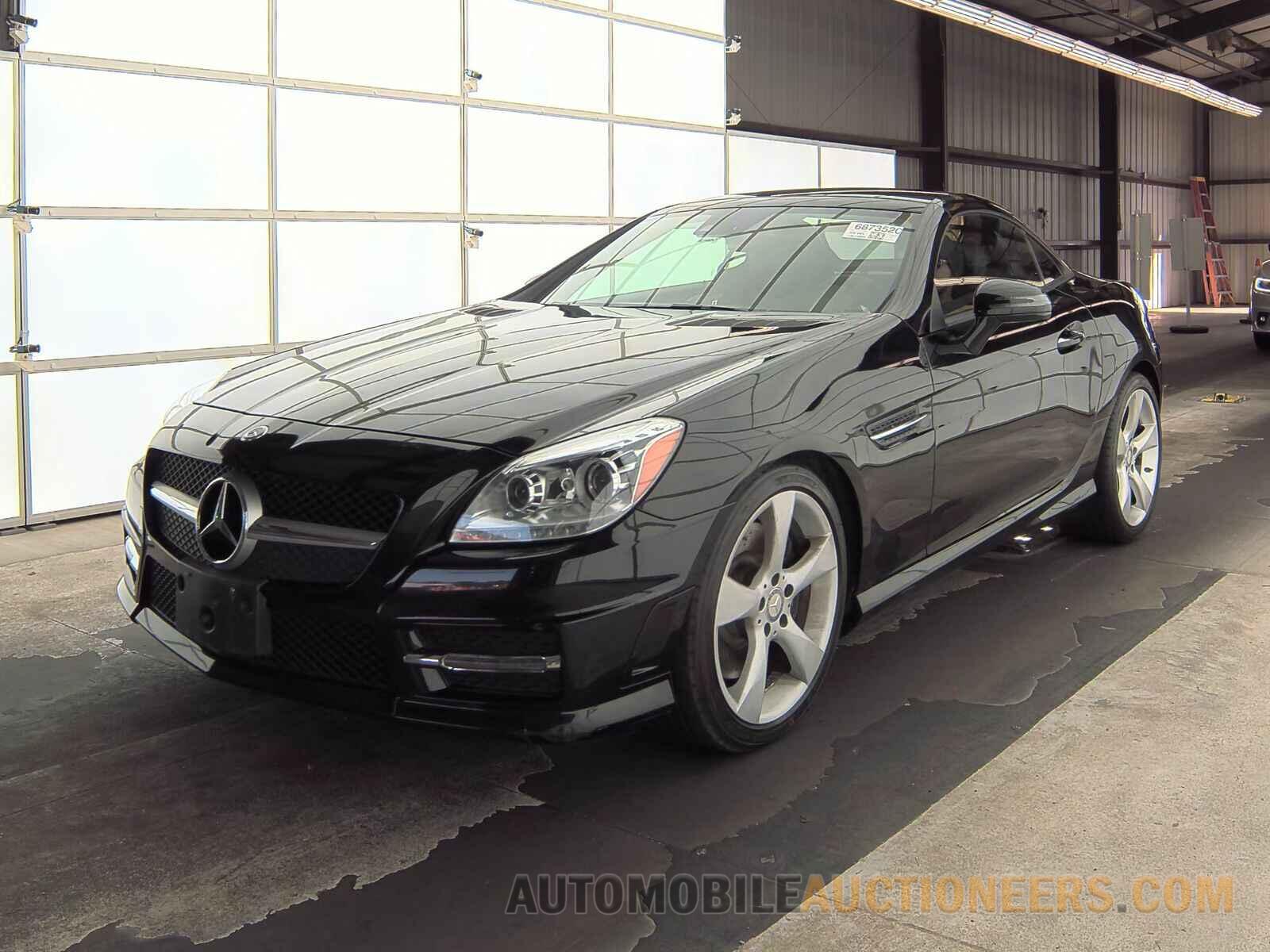 WDDPK5HA4GF115362 Mercedes-Benz SLK 2016