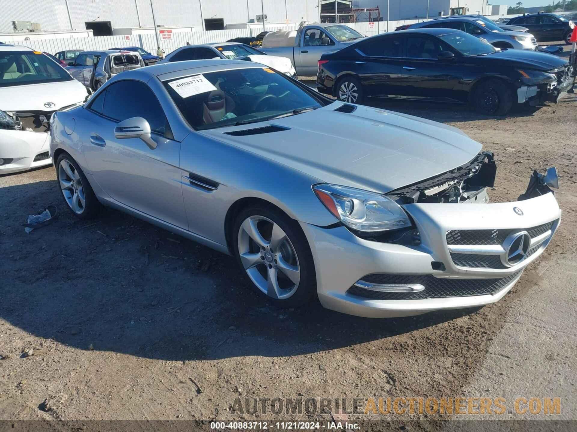 WDDPK5HA9CF026512 MERCEDES-BENZ SLK 350 2012